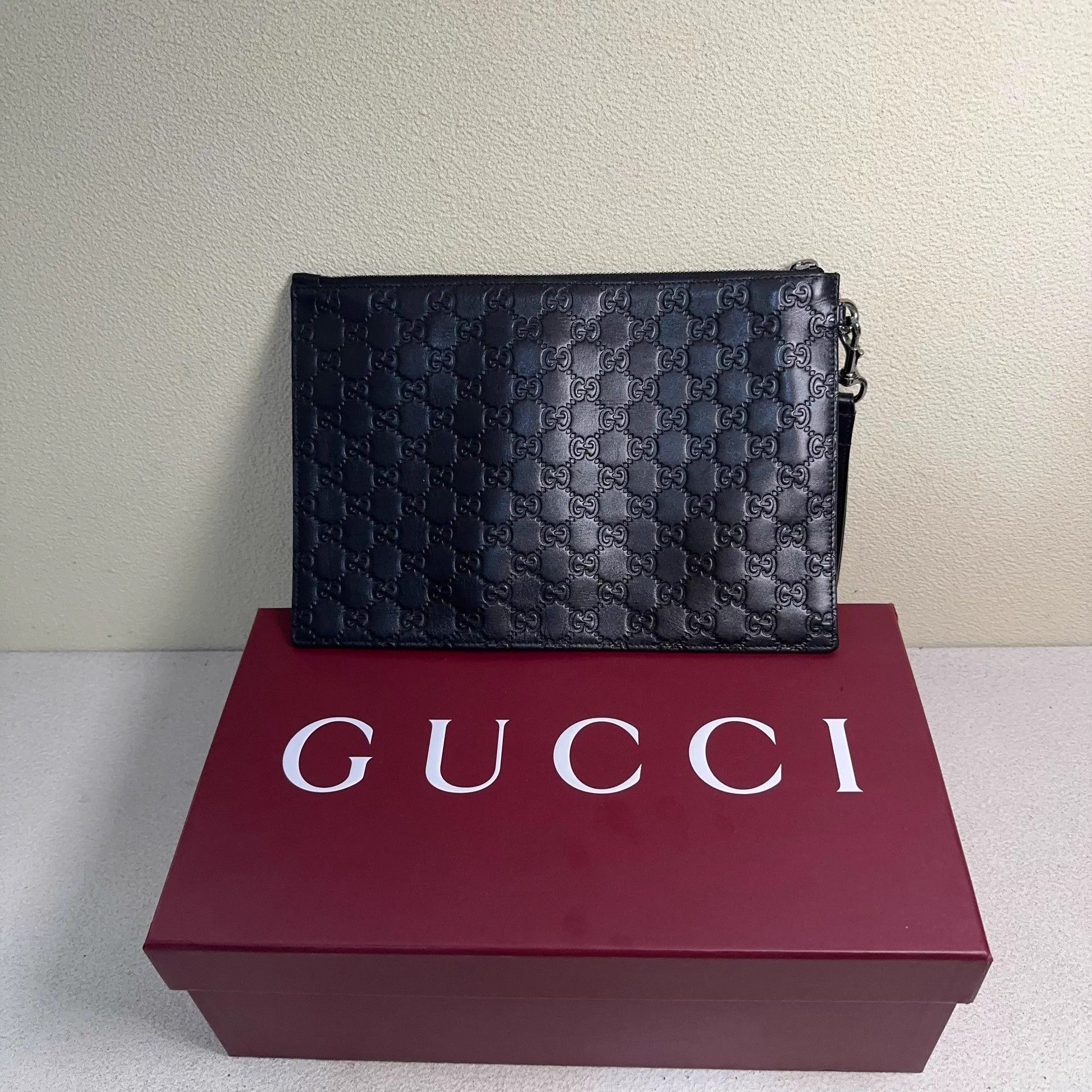 Gucci GUCCI GG Marmont bi-fold wallet black soft leather Size ONE SIZE - 1 Thumbnail
