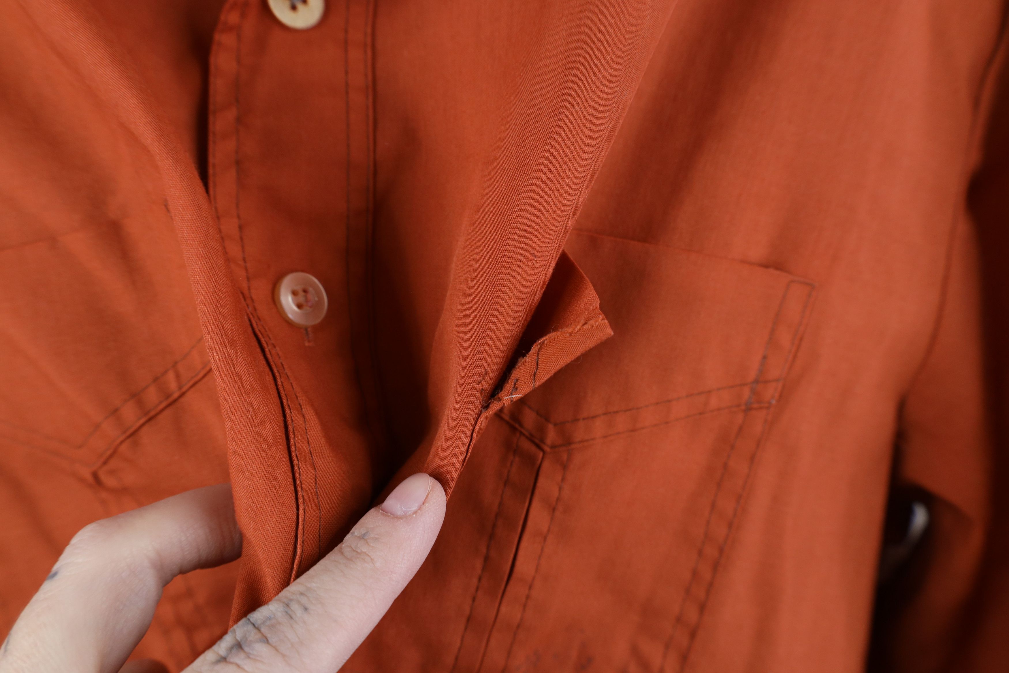 Vintage Vintage 70s Streetwear Thrashed Collared Button Shirt Orange Size US L / EU 52-54 / 3 - 5 Thumbnail