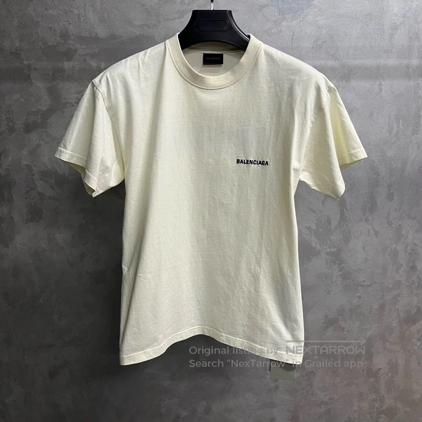 Balenciaga Balenciaga Beige Logo Print Oversized T. Size US XXS / EU 40 - 1 Thumbnail
