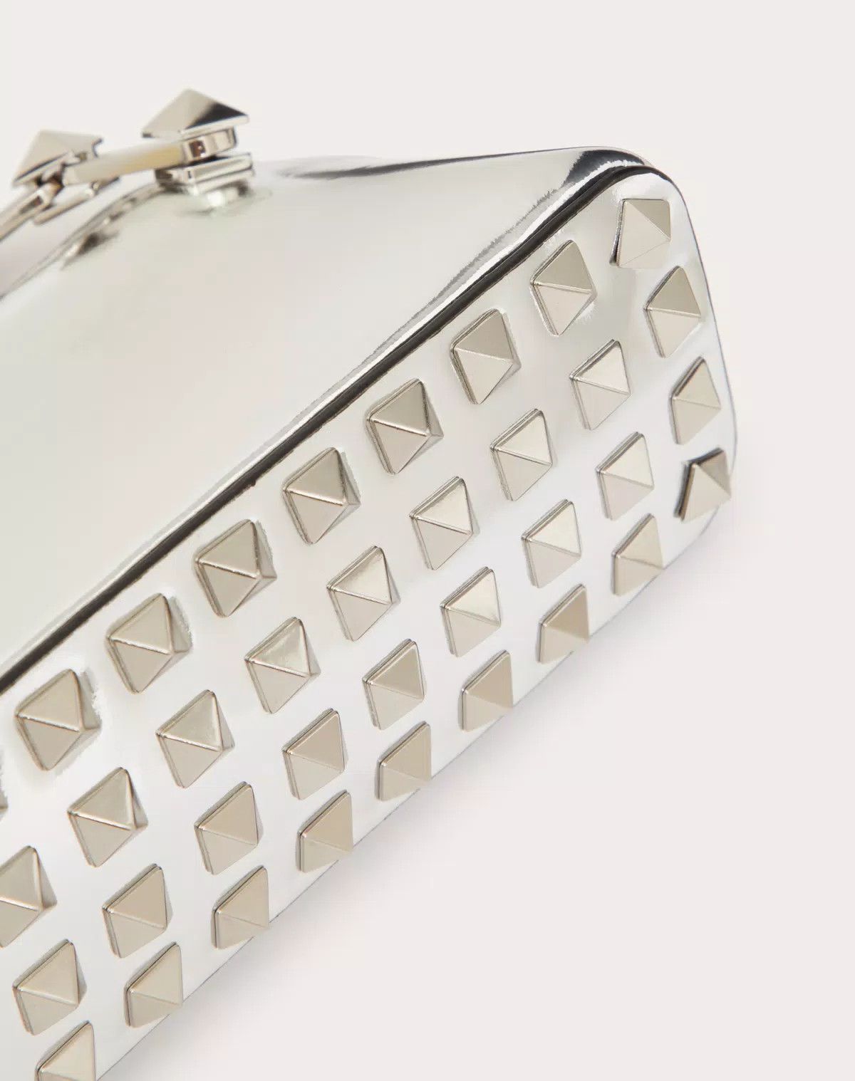 Valentino o1s1wg110426 Size: OS / Mini Rockstud Shiny Calfskin Clutch Size ONE SIZE - 8 Thumbnail