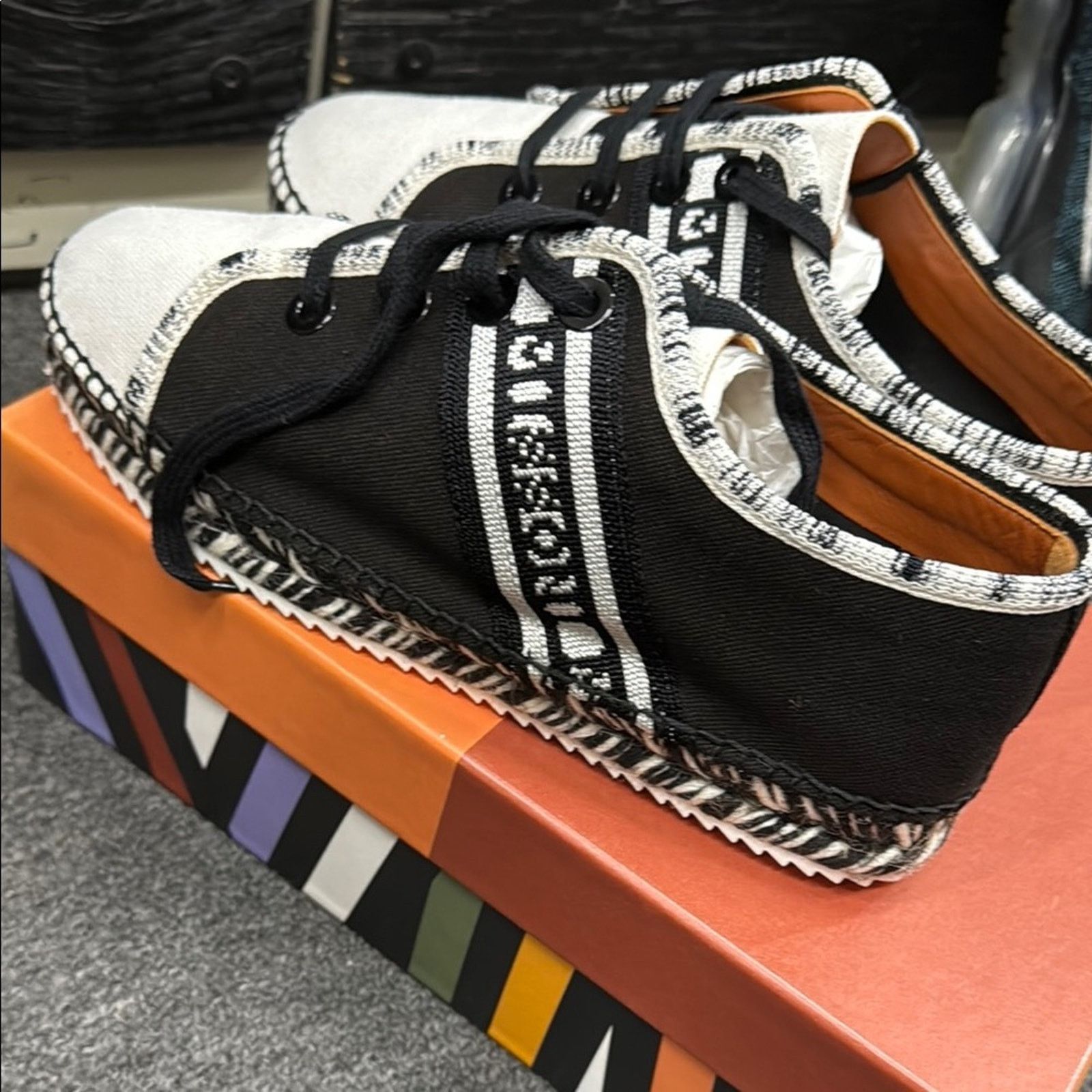 Missoni NWT Missoni Lace Up Espadrille Sneaker Shoes Size 40 US 10 Size US 10 / EU 43 - 4 Thumbnail