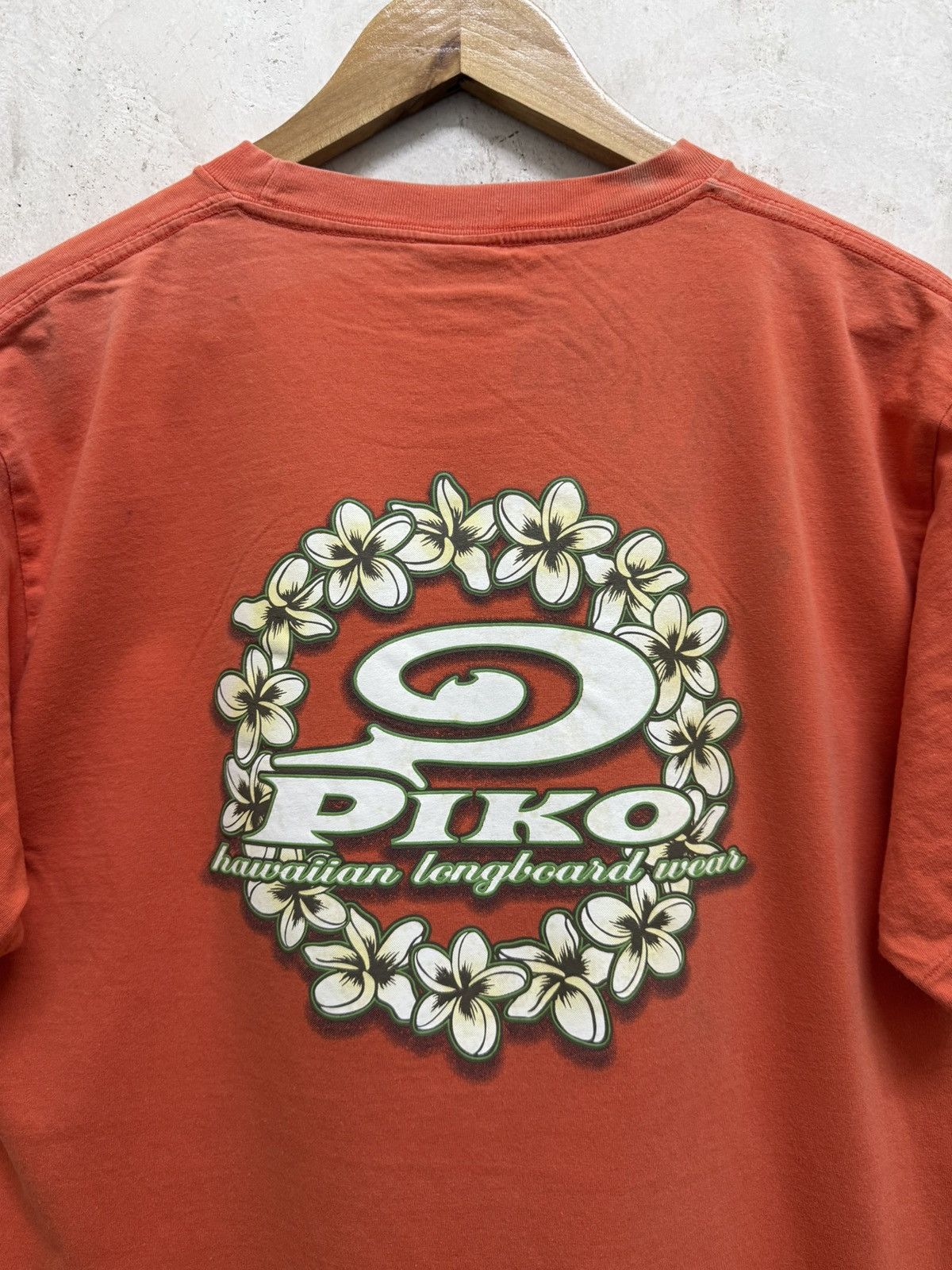 Vintage Vintage Piko Surfwear Backhit HawaiianTshirt Size US M / EU 48-50 / 2 - 2 Thumbnail