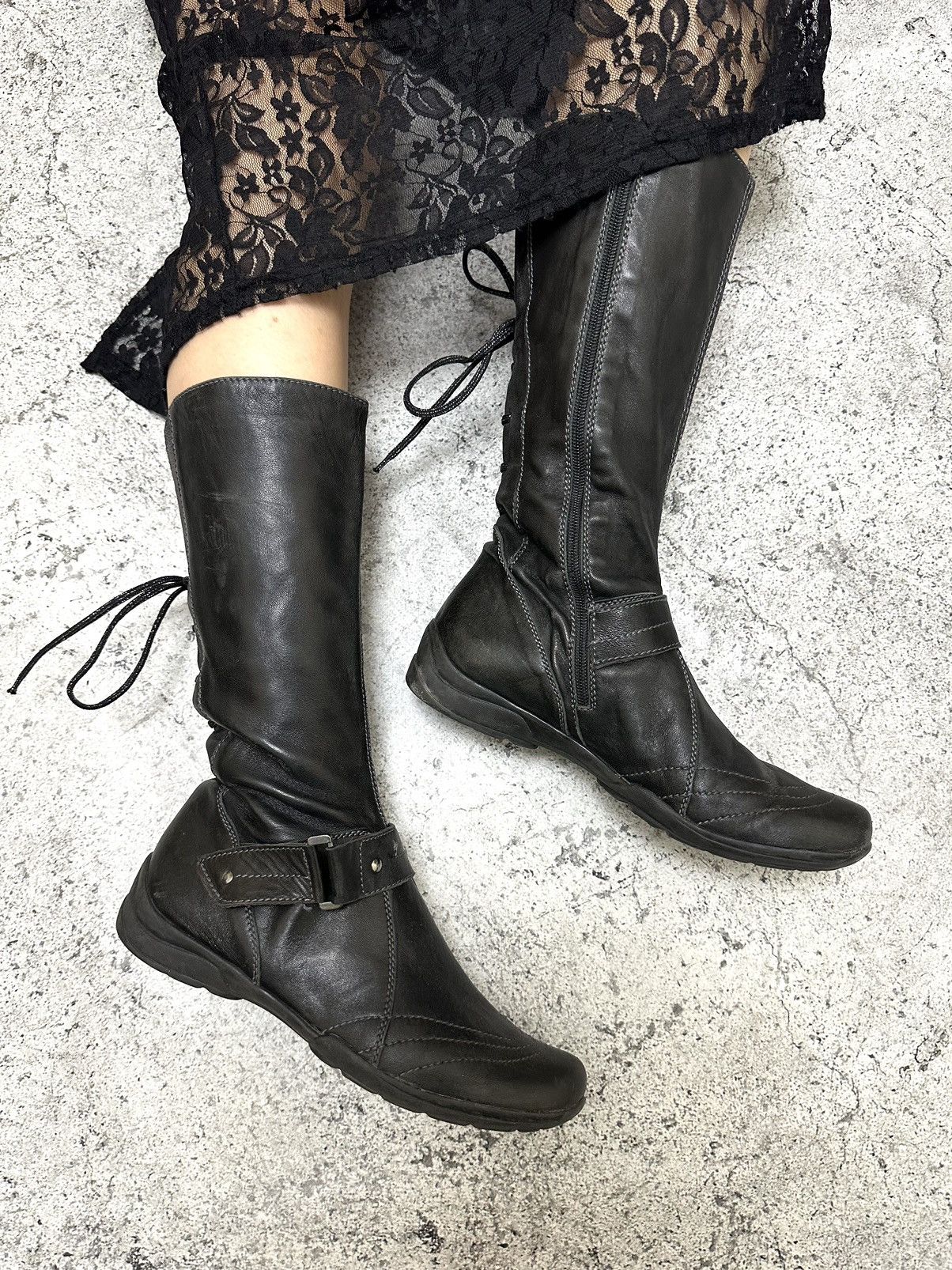 image of Avant Garde x Vintage Black High Boxer Boots Moto Biker Shoes Core, Women's (Size 8)