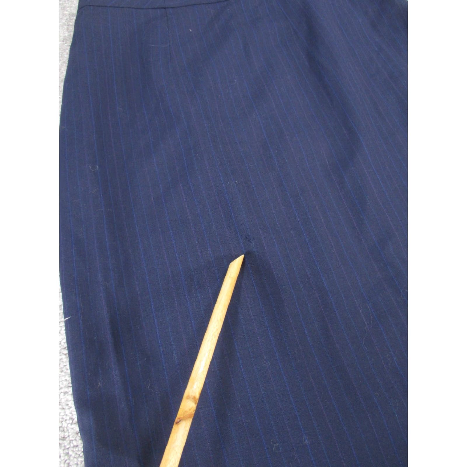 Brooks Brothers VINTAGE Brooks Brothers Skirt Womens 4P Navy Blue Pinstripe Wool Pencil NEW Holes Size 27" / US 4 / IT 40 - 2 Thumbnail