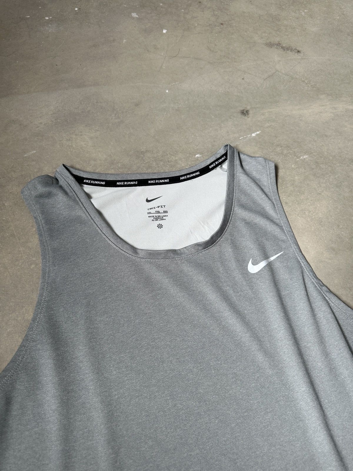 Nike NIKE RUNNING TANK TOP Size US XXL / EU 58 / 5 - 3 Thumbnail