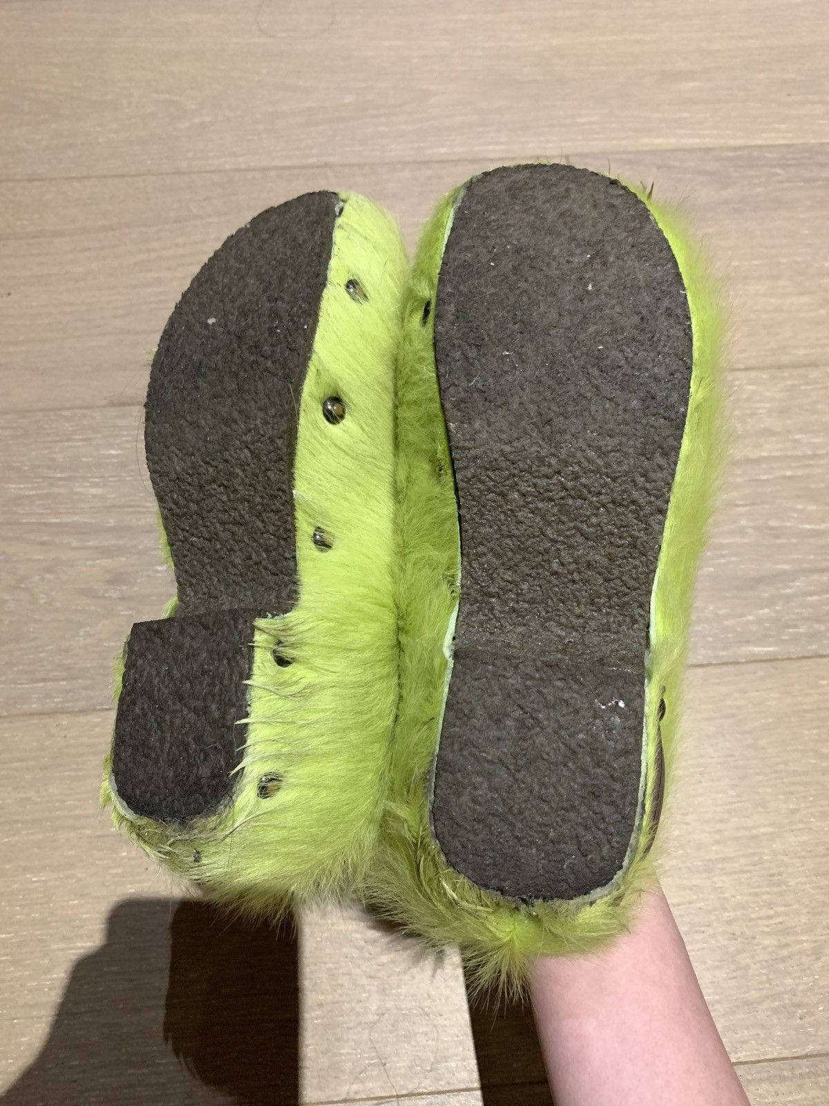 Acne Studios ACNE STUDIOS Green Studded Clogs In Neon Green Size US 6 / IT 36 - 7 Thumbnail