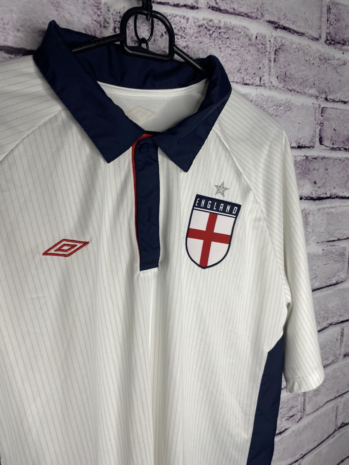 Umbro MENS T-Shirt vintage Umbro Jersey England Football Size US M / EU 48-50 / 2 - 3 Thumbnail