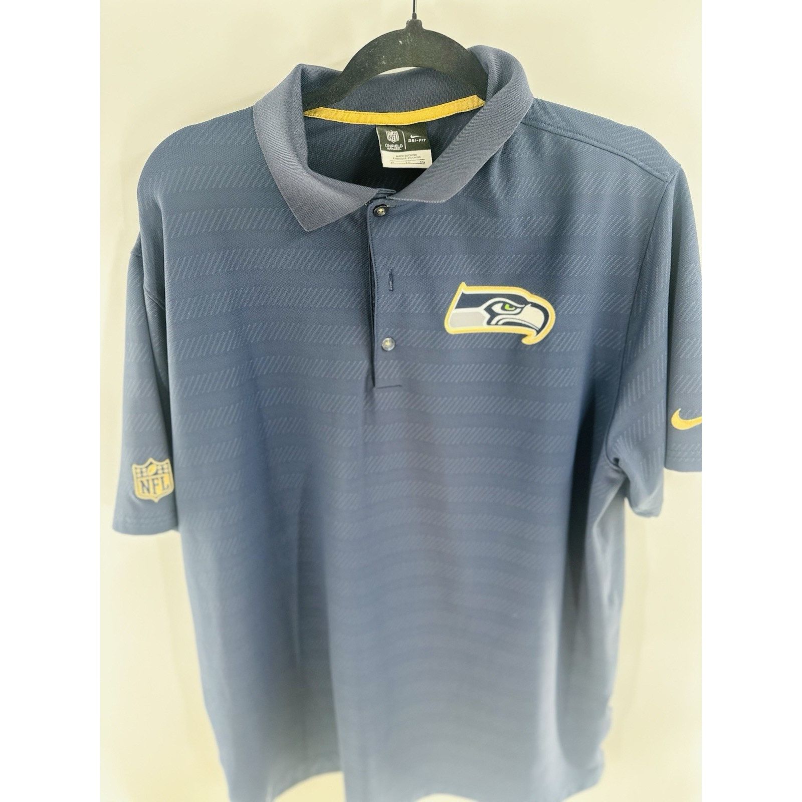 Nike Seattle Seahawks NFL Men’s XL OnField Blue Polo Nike Dri Fit Size US XL / EU 56 / 4 - 1 Thumbnail