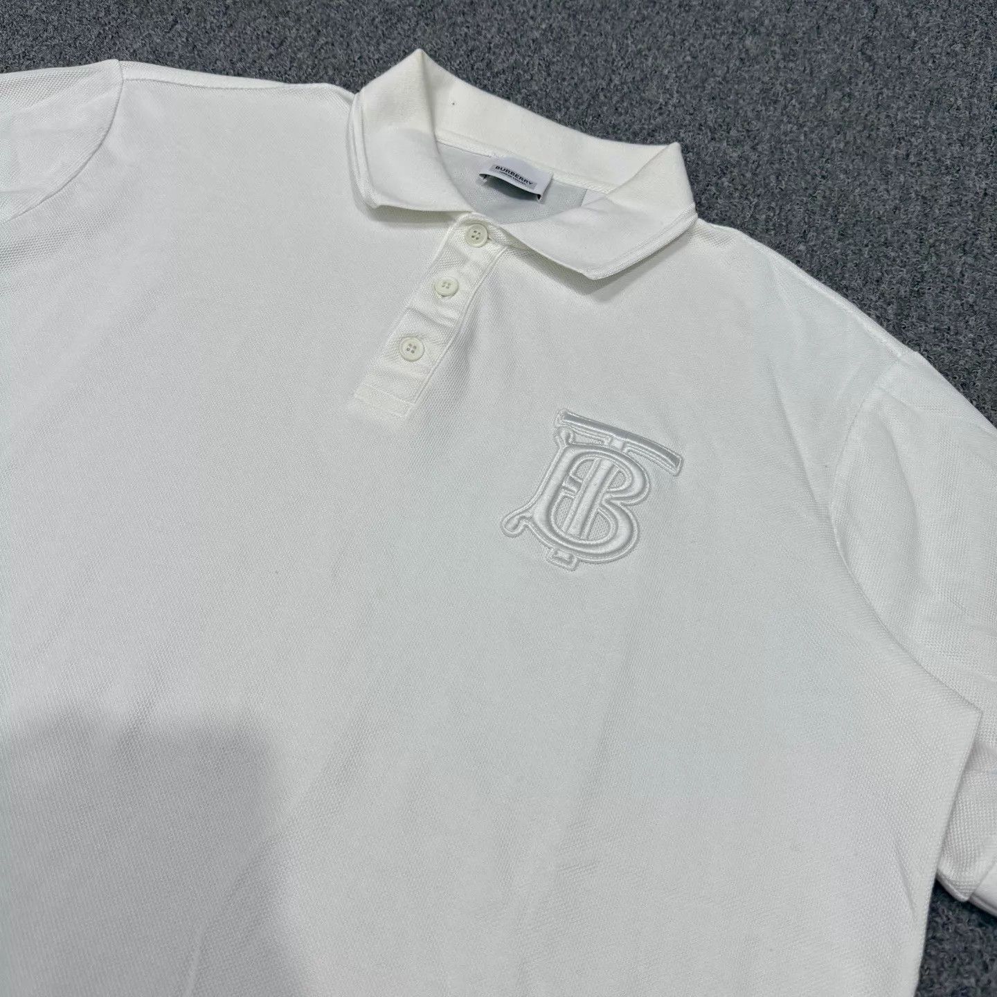 Burberry Burberry White Embroidered TBLogo SS Polo L 99 New Size US L / EU 52-54 / 3 - 3 Thumbnail