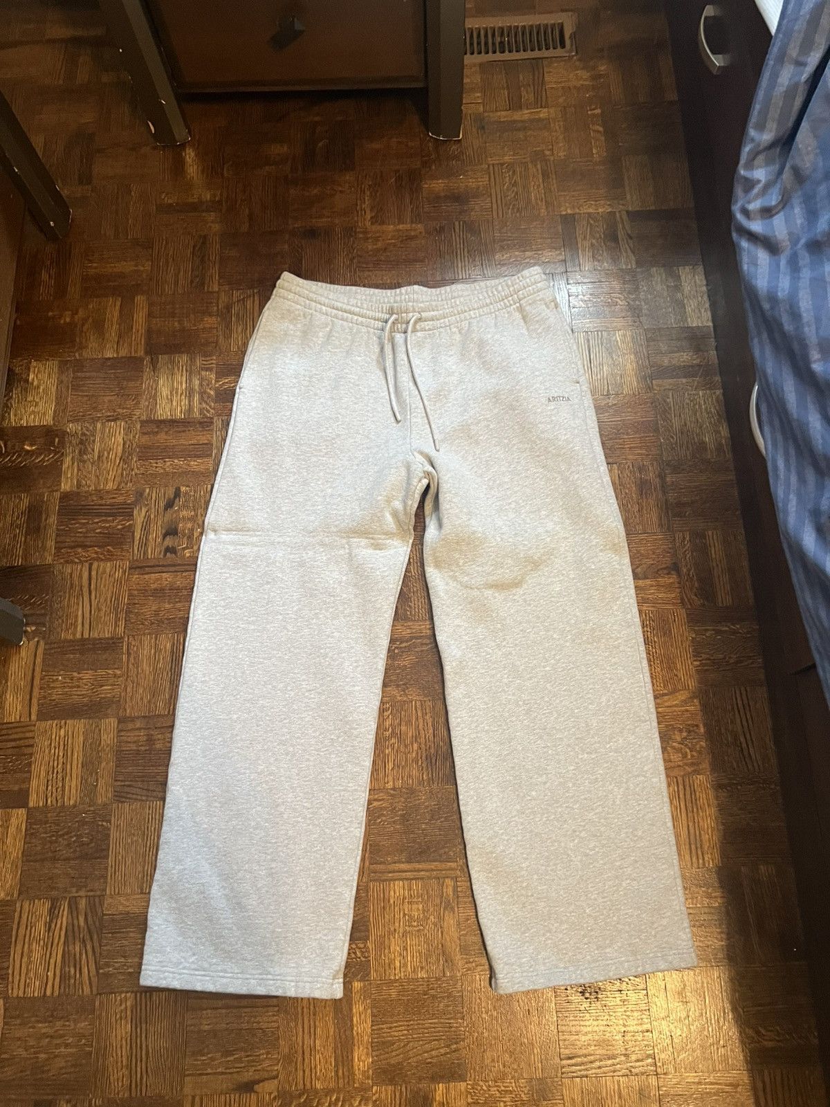 Aritzia Aritizia Boyfriend Pants Size US 40 / EU 56 - 1 Thumbnail