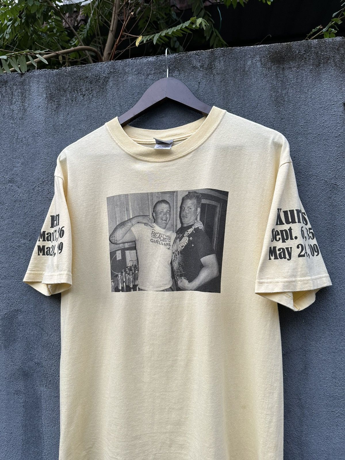 Nike Vtg Nike Photo Tee Ben & Kurtis Best Friend Forever T-Shirt Size US L / EU 52-54 / 3 - 8 Thumbnail