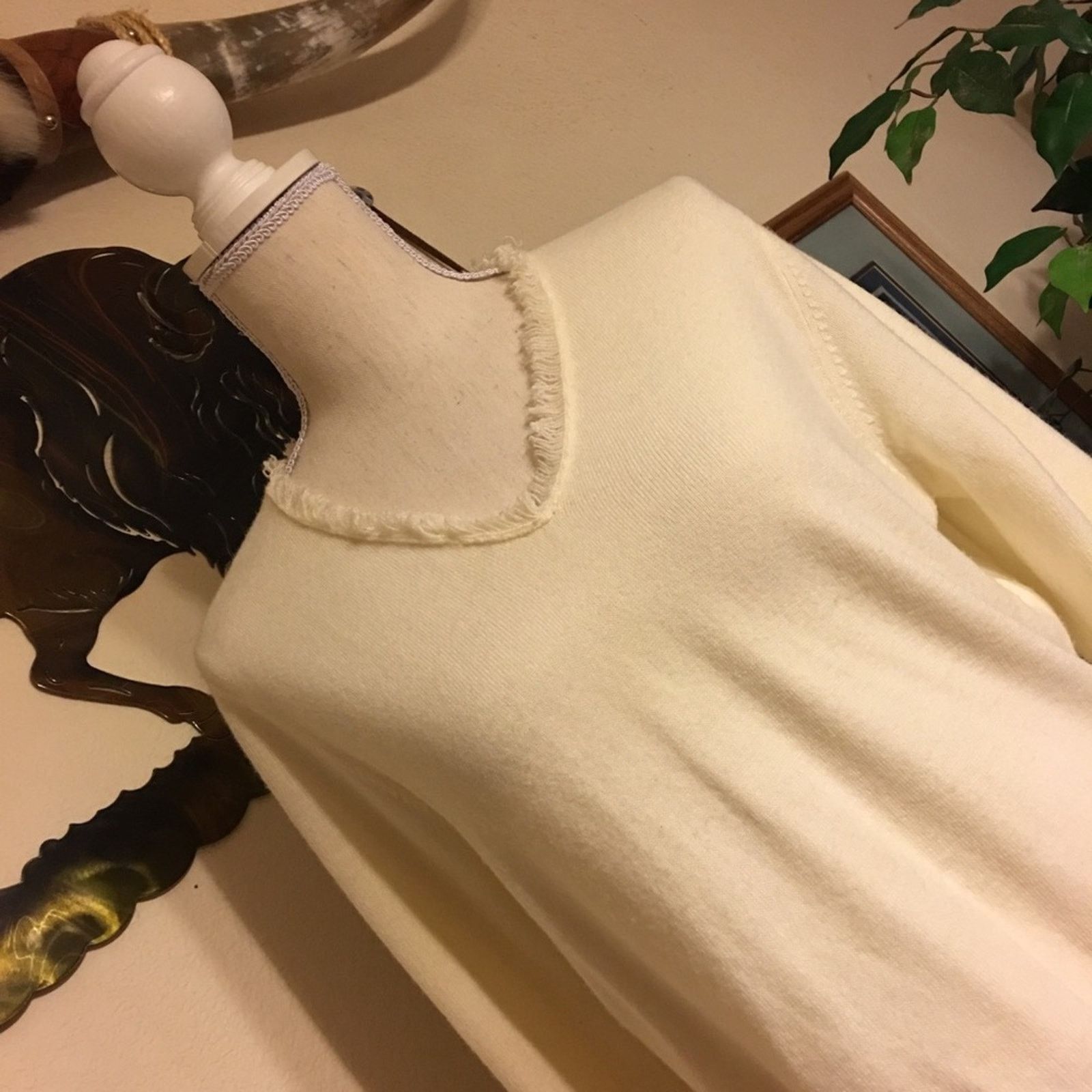 Other Chadwick’s Of Boston cream fringe sweater NWOT L Size L / US 10 / IT 46 - 2 Thumbnail