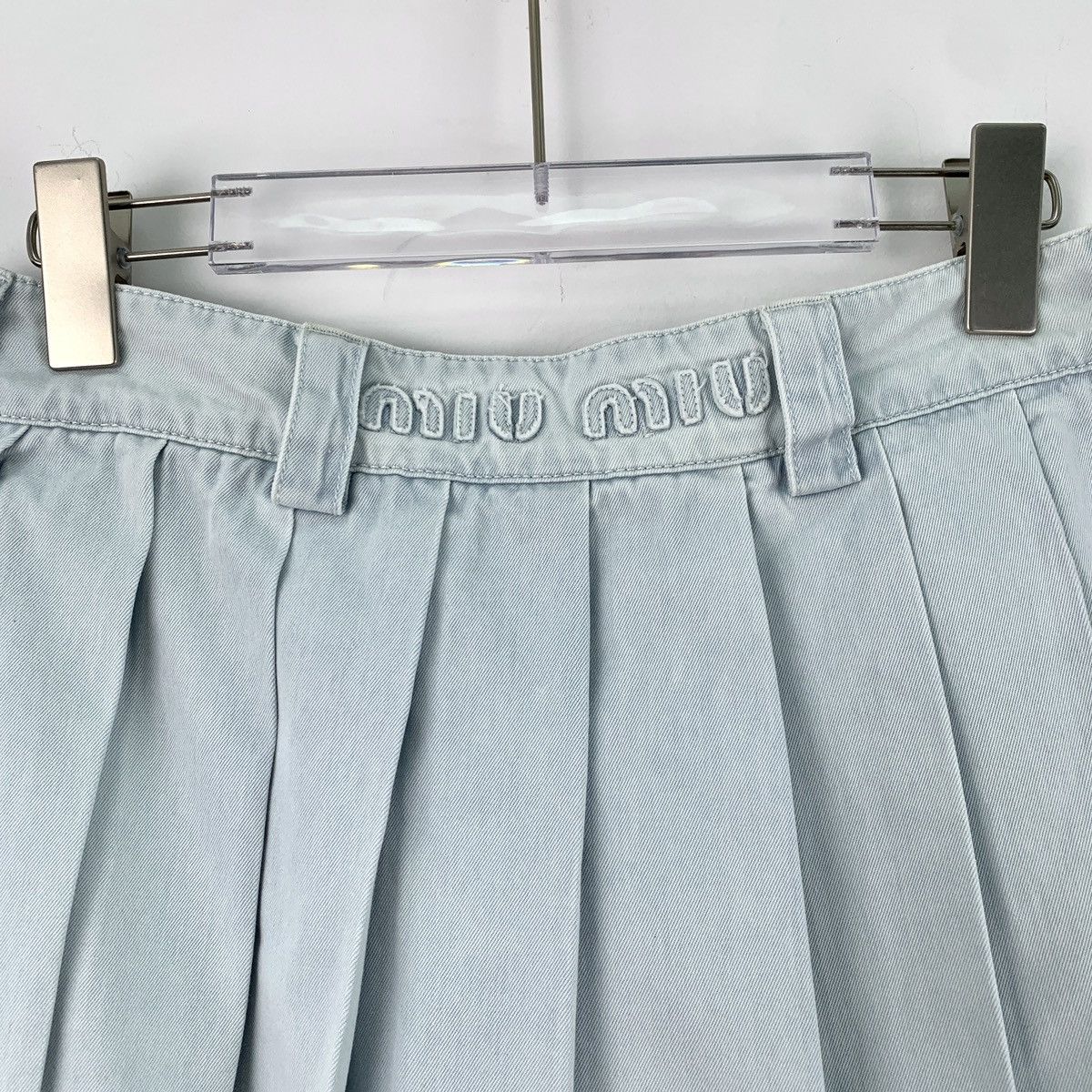 Miu Miu MiuMiu 2022 Pale Blue Cotton Casual Pleated Mini Skirt K26WX Size 26" / US 2 / IT 38 - 5 Thumbnail
