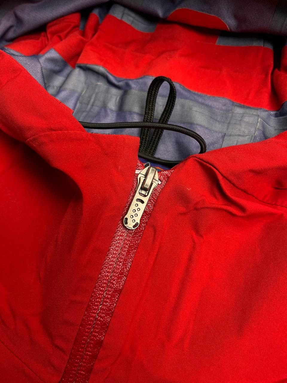Patagonia × Vintage Vintage Patagonia Waterproof Womans Jacket Y2K M Size M / US 6-8 / IT 42-44 - 6 Thumbnail