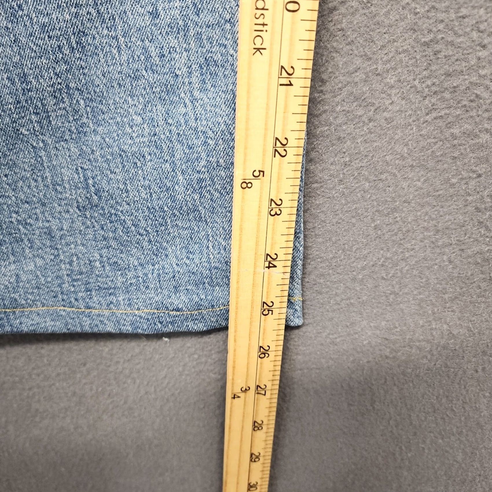 J.Crew J.Crew Slim Boyfriend Jeans Womens 31 Light Wash Cropped 25" Hemmed Inseam Jeans Womens 31 Light Wash Cropped 25" Hemmed Inseam Size 24" / US 00 / IT 34 - 7 Thumbnail