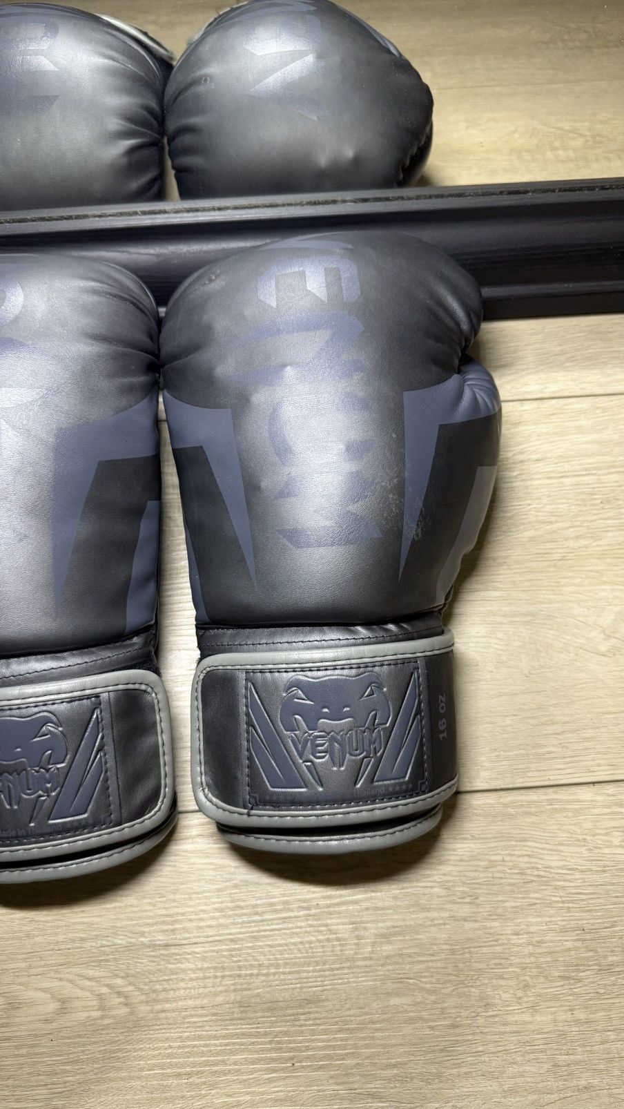 Other Grey Venum Elite Boxing Gloves Size ONE SIZE - 3 Thumbnail
