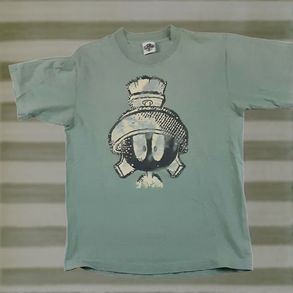 Vintage VINTAGE Marvin the Martian Warner Bros T-Shirt LG Green 90s Mens Short Sleeve Size US L / EU 52-54 / 3 - 1 Thumbnail