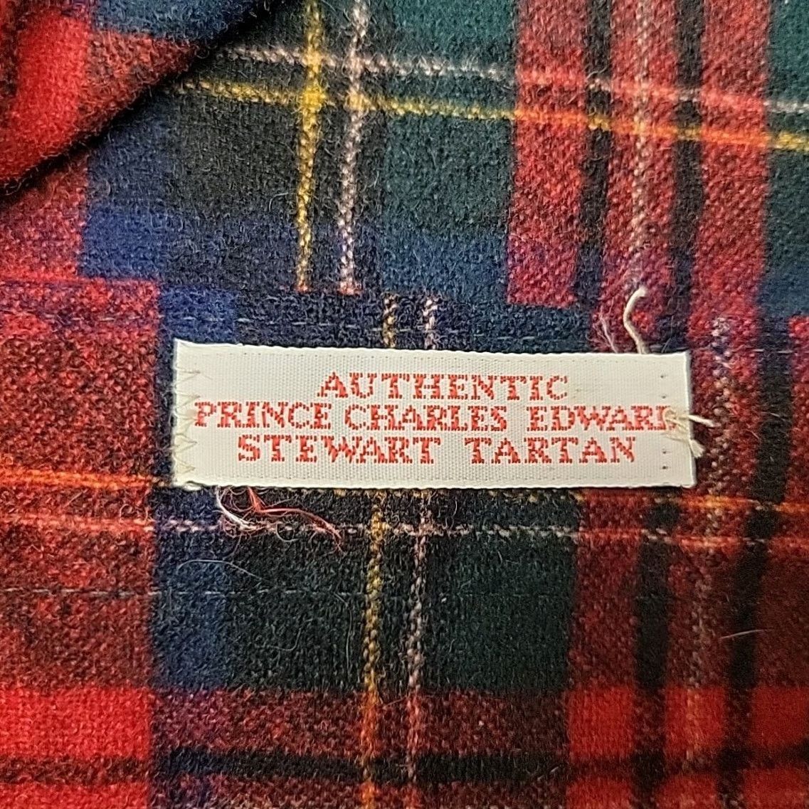 Pendleton VTG Pendleton Shirt Mens 16 Red Tartan Plaid Wool Flap Pocket Made in USA Board Shirt Mens 16 Red Wool Plaid Flap Pocket Pendleton VTG Board USA Size US L / EU 52-54 / 3 - 3 Thumbnail