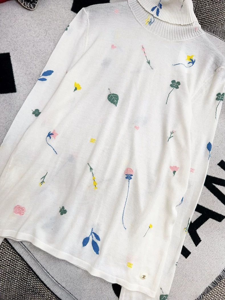 Chanel Chanel 18b white background color flower multi-element pat Size XS / US 0-2 / IT 36-38 - 5 Thumbnail