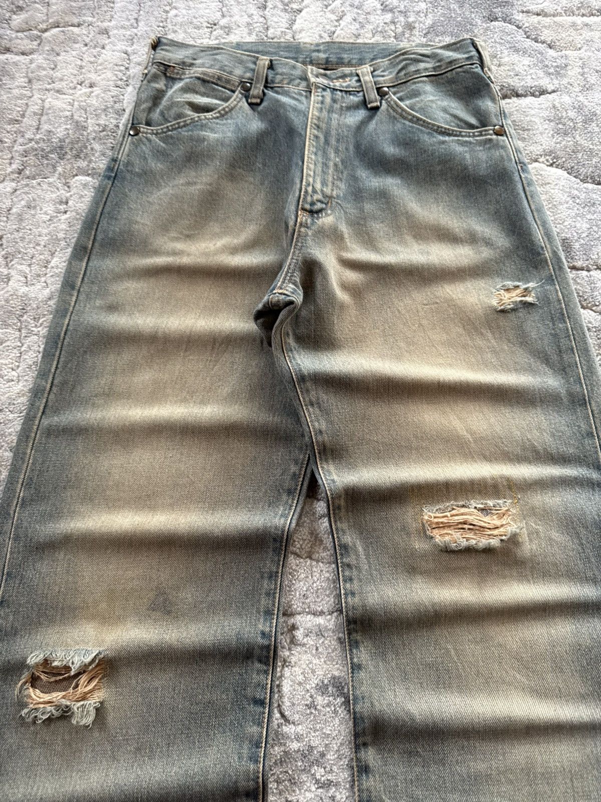 Japanese Brand Vintage Wrangler Mud Wash Distressed Baggy Selvedge Jeans Size US 29 - 7 Thumbnail