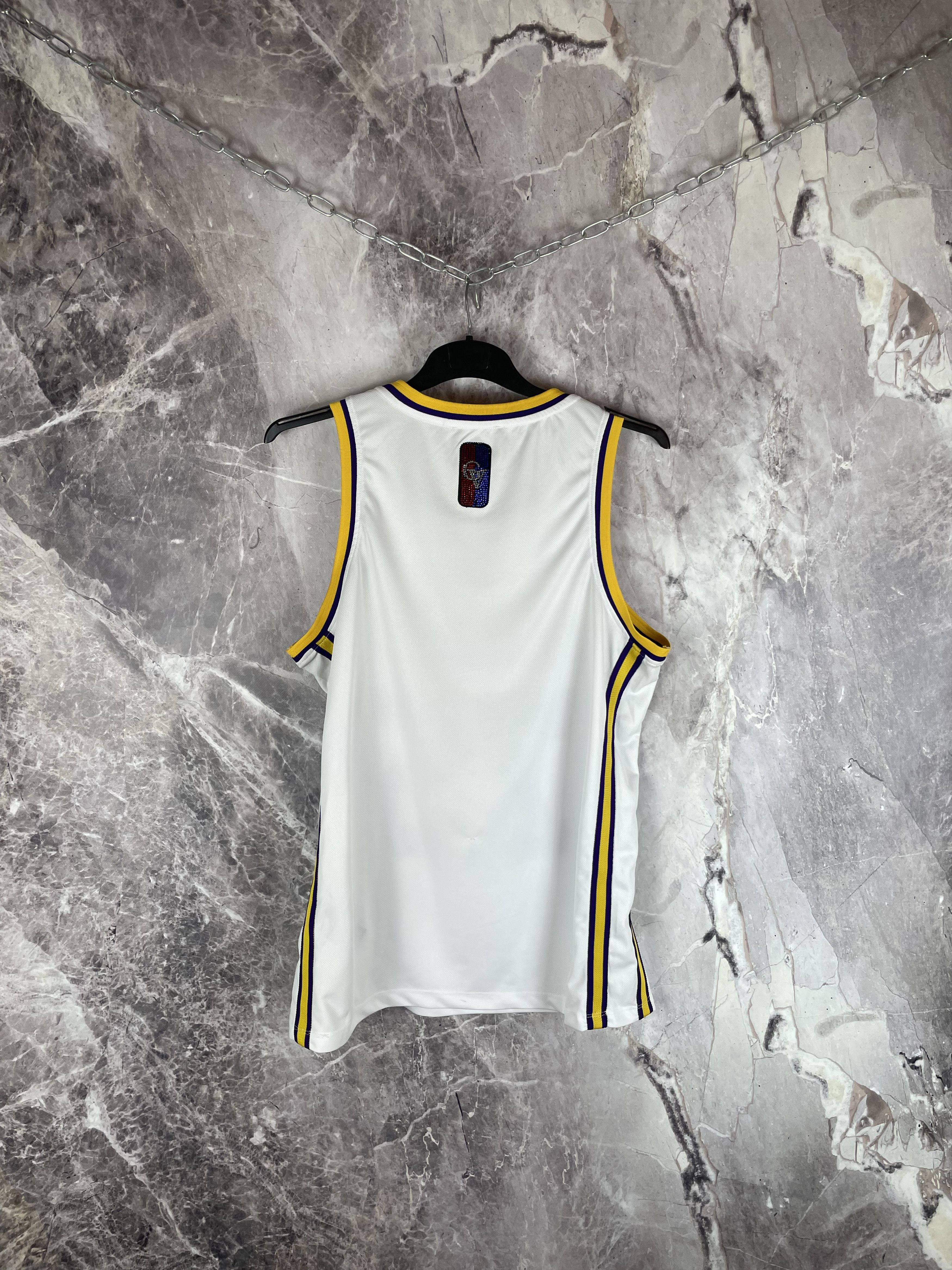 Vintage Avenue George V Paris Basketball Jerseys Size US L / EU 52-54 / 3 - 9 Thumbnail