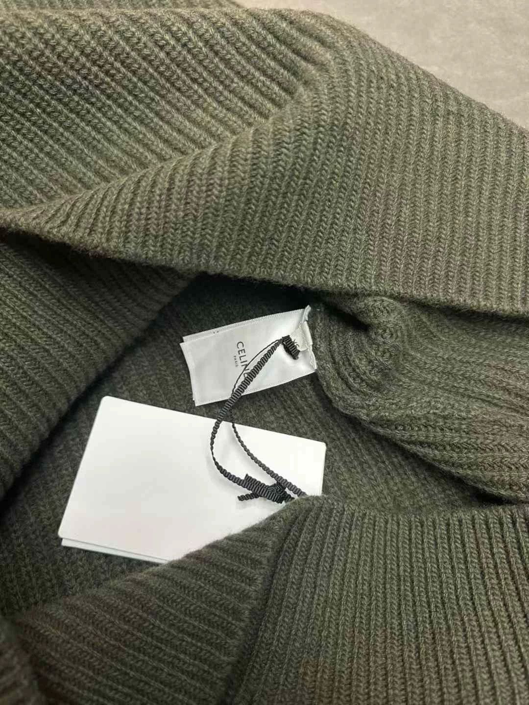 Celine CELINE Boy Doll Logo Wool Sweater Green XS Oversized Size US XS / EU 42 / 0 - 3 Thumbnail