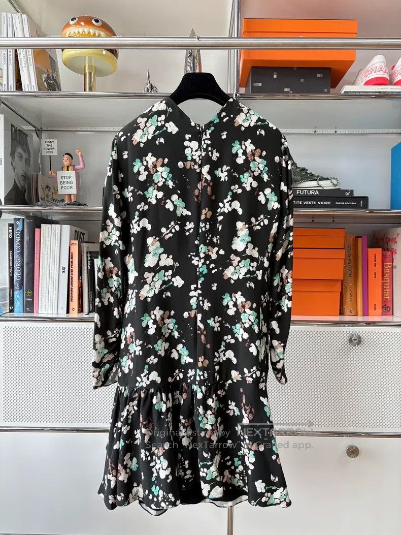 Chanel Chanel Printed mulberry silk dress Size M / US 6-8 / IT 42-44 - 3 Thumbnail