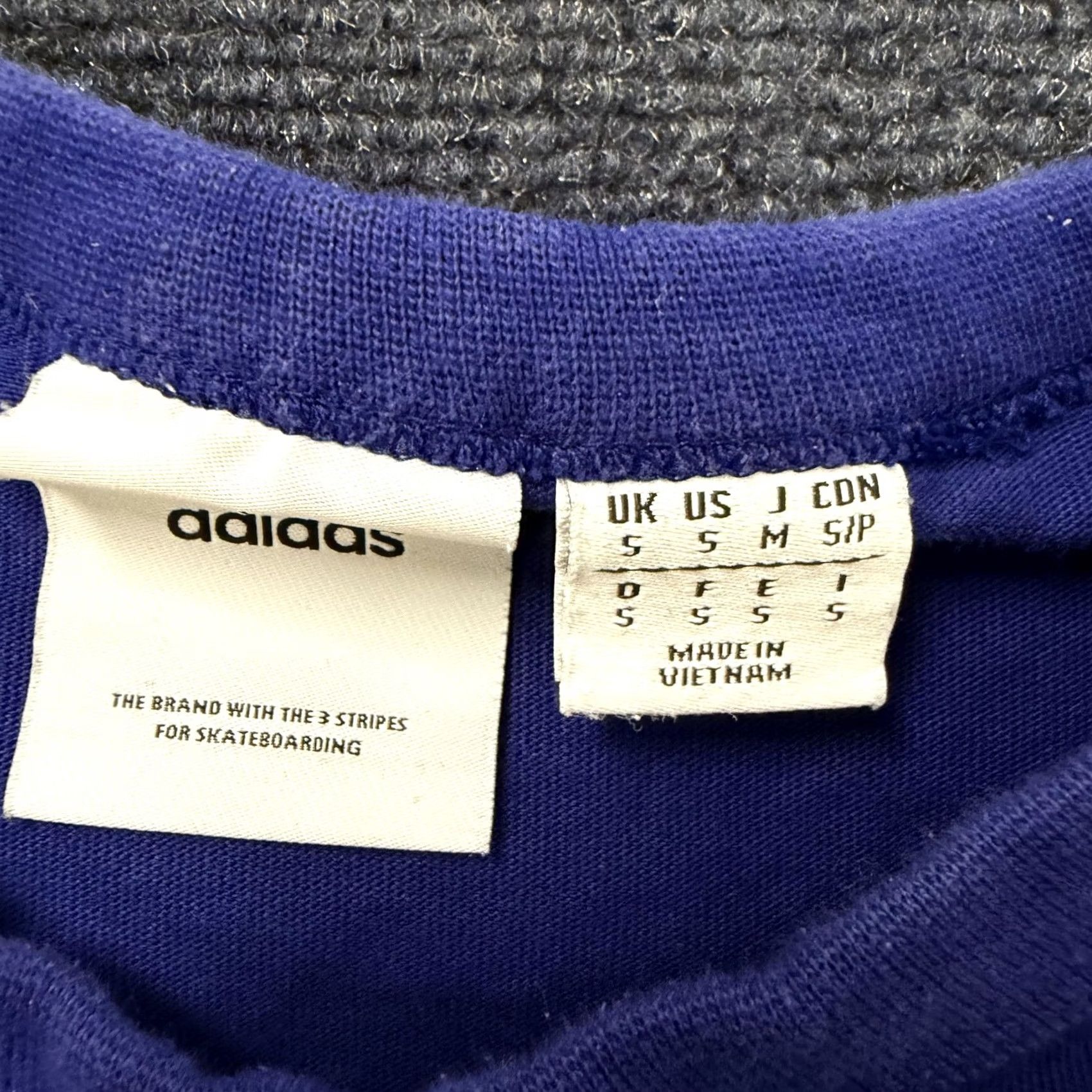 Adidas Adidas Shirt Mens Small Blue Trefoil Logo Skateboarding Cotton Tee T-Shirt Size US S / EU 44-46 / 1 - 2 Thumbnail