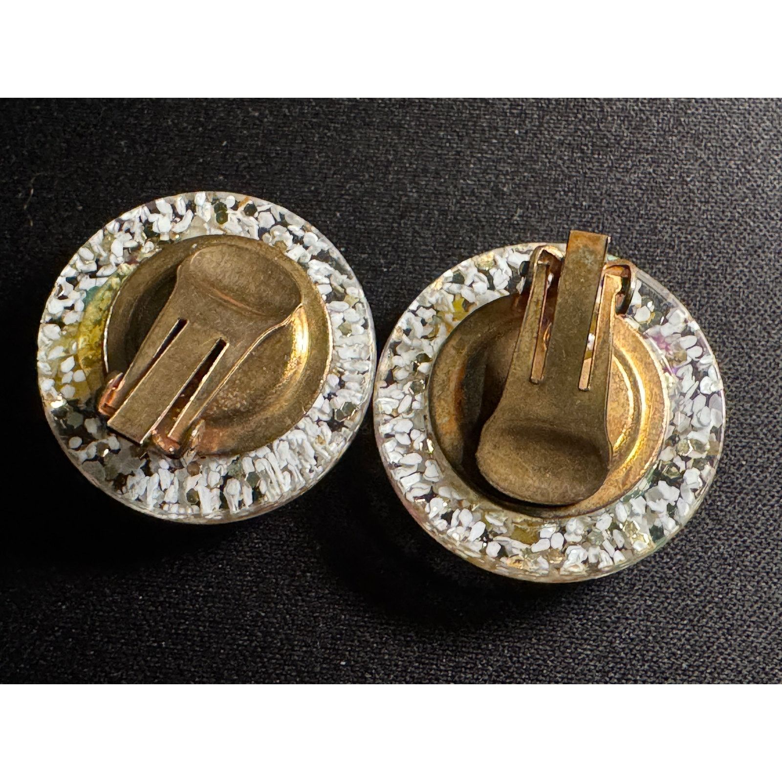 Other Vintage Lucite White Confetti & Rainbow Clip On Earrings Size ONE SIZE - 5 Thumbnail