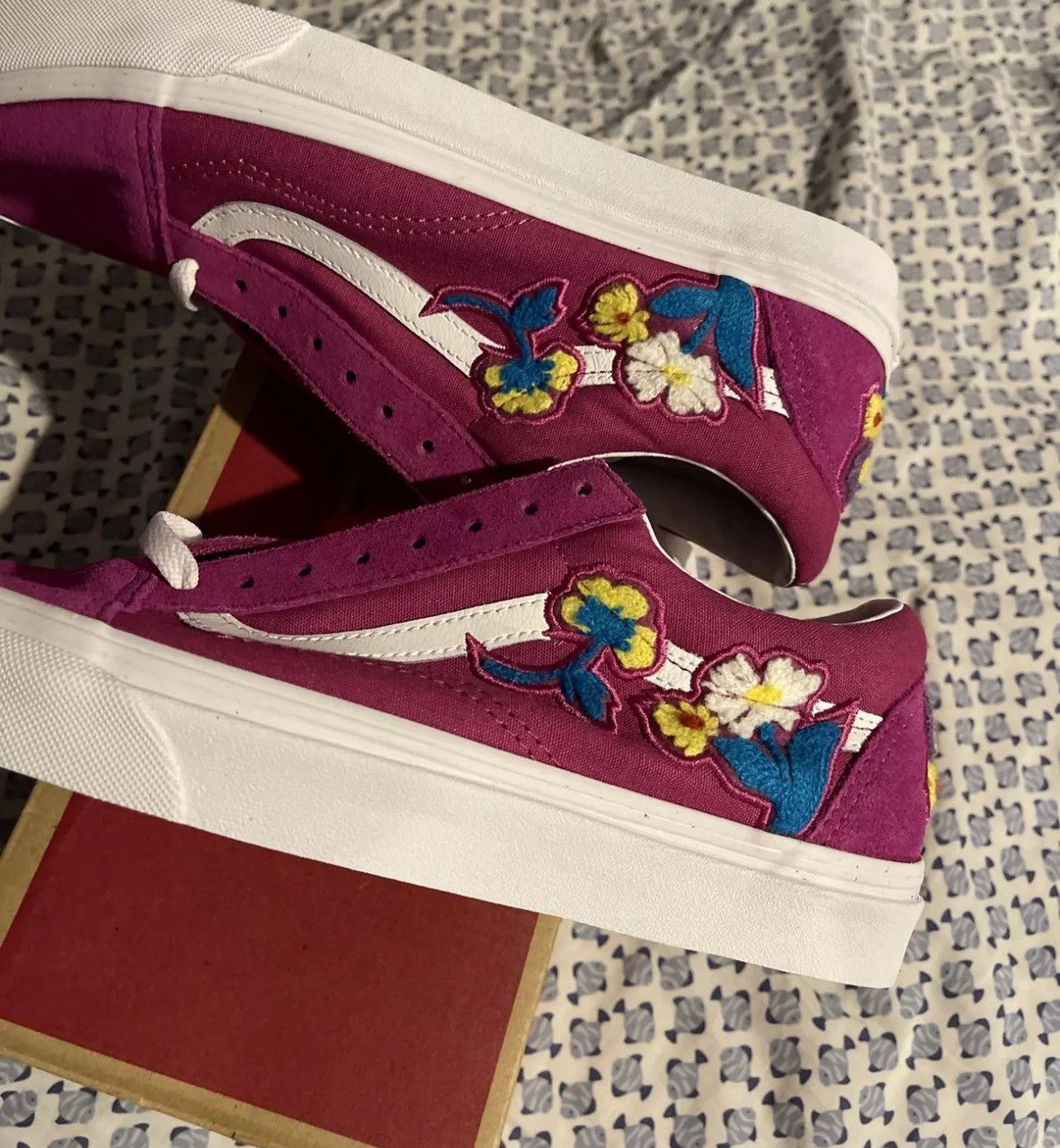 Vans Vans old skool embroidery flower size 9.5 Size US 9.5 / EU 42-43 - 2 Thumbnail