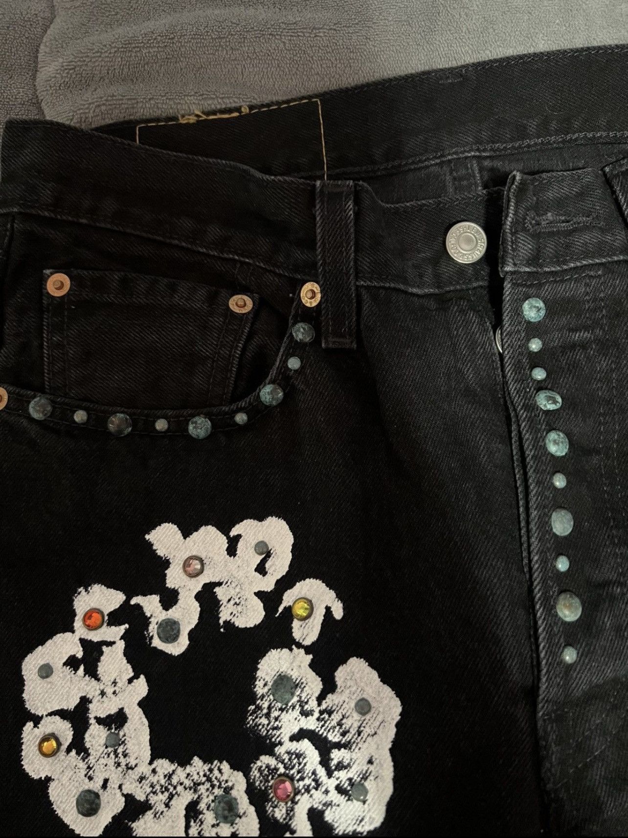 DENIM TEARS × Levi's x Levi's 501 Cotton Rhinestone Wreath Jeans Black Size US 30 / EU 46 - 7 Thumbnail