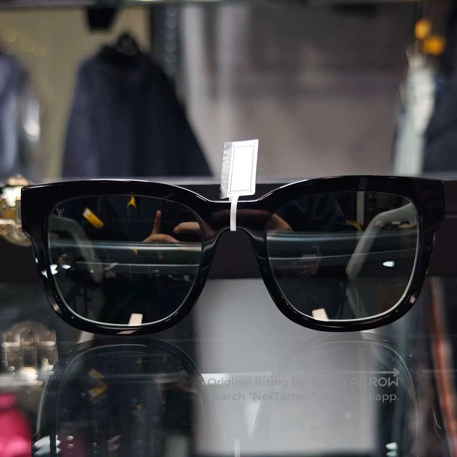 Louis Vuitton Louis Vuitton Side Logo Sunglasses. Size ONE SIZE - 3 Thumbnail