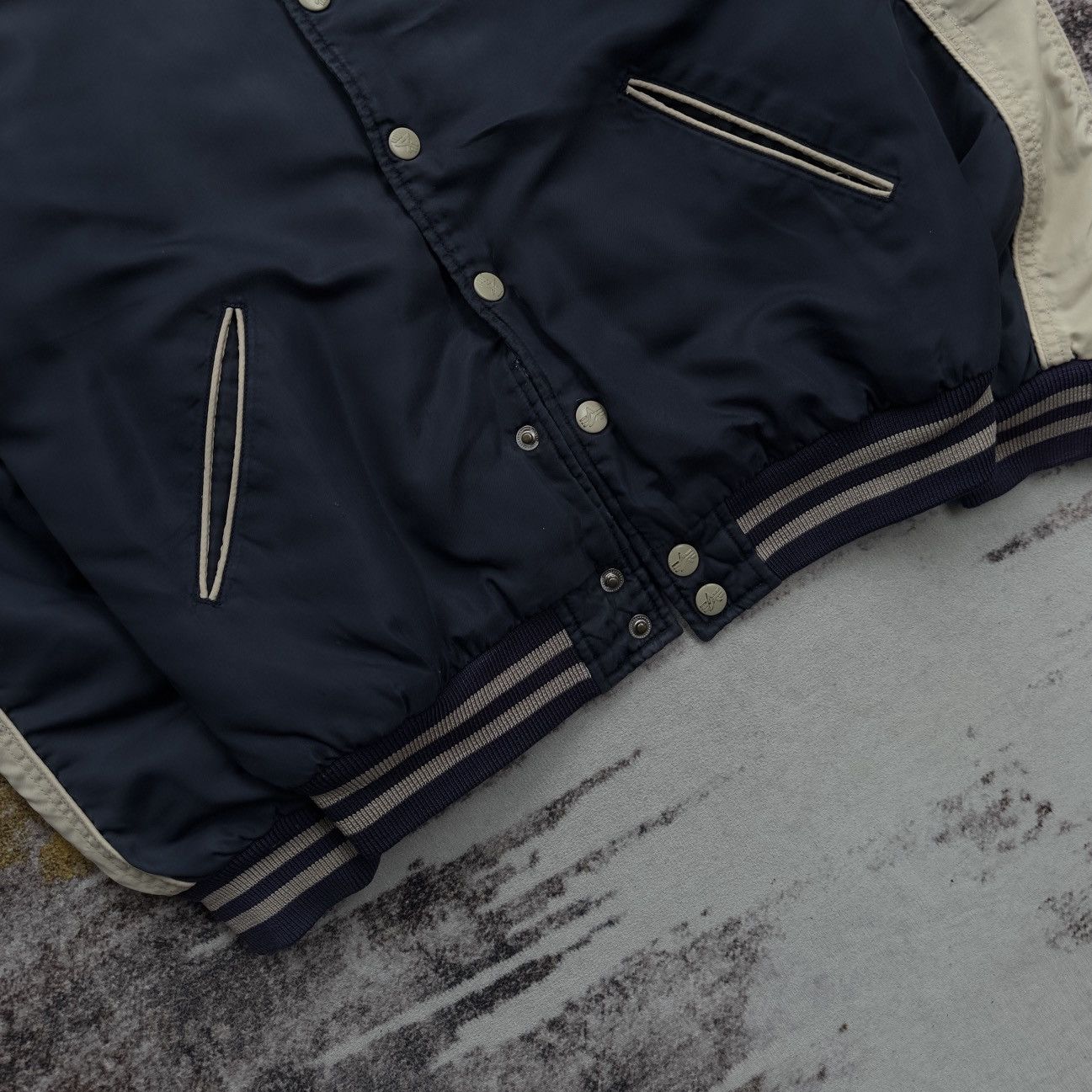 Alpha Industries VINTAGE ALPHA INDUSTRIES BOMBER JACKET BIG EMBROIDERY LOGO Size US S / EU 44-46 / 1 - 7 Thumbnail