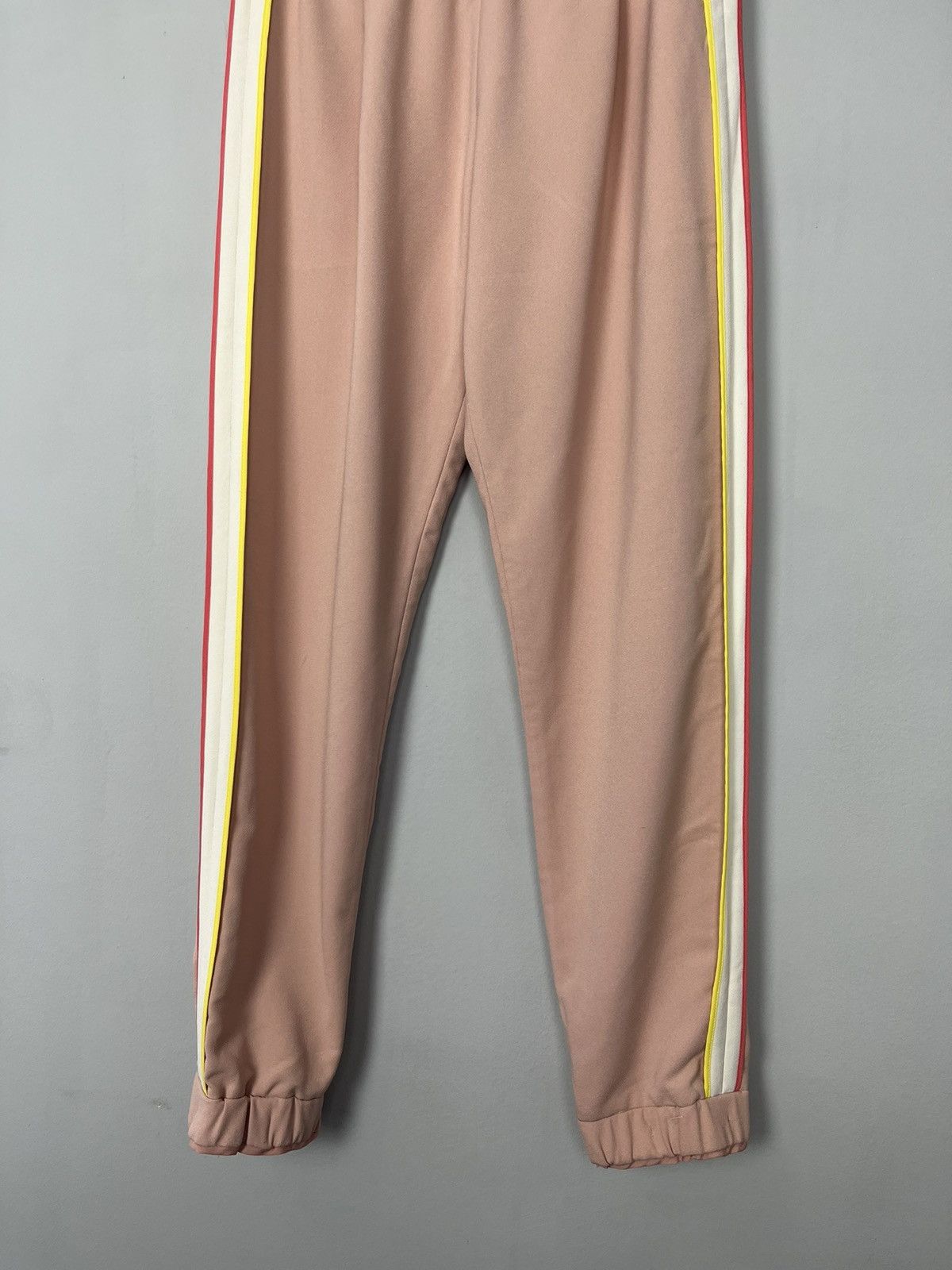 Fendi Fendi Luxury Acetate/Viscose Suit (Top + Pants) Madein Italy Size 27" / US 4 / IT 40 - 9 Thumbnail