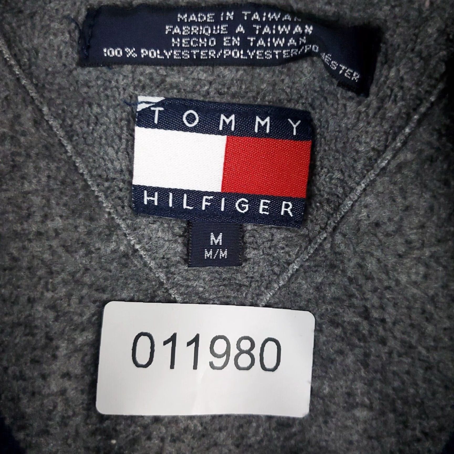 Tommy Hilfiger VINTAGE Tommy Hilfiger Fleece Pullover Sweater Medium Blue 1/4 Zip Unisex Adults Size US M / EU 48-50 / 2 - 8 Thumbnail