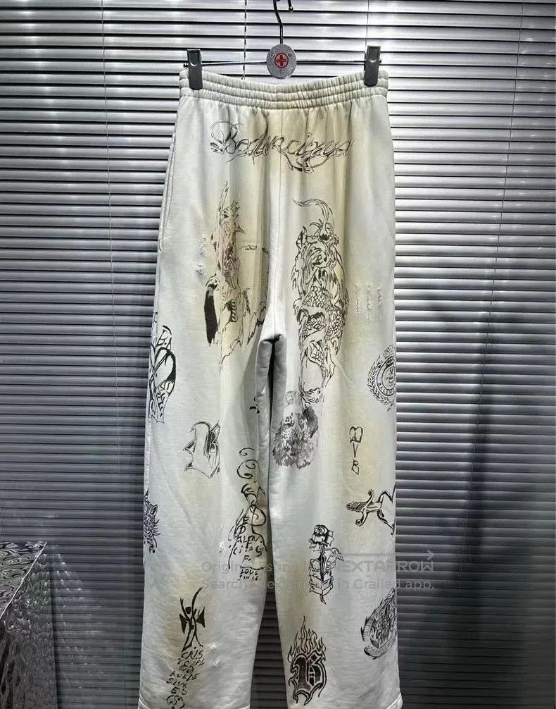 Balenciaga Balenciaga Tattoo Print Casual Pants. Size US 30 / EU 46 - 2 Thumbnail