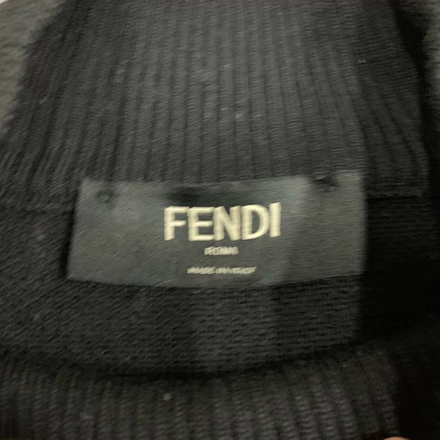 Fendi Fendi color blocked chest logo sweater 52 95 new stain Size US L / EU 52-54 / 3 - 4 Thumbnail