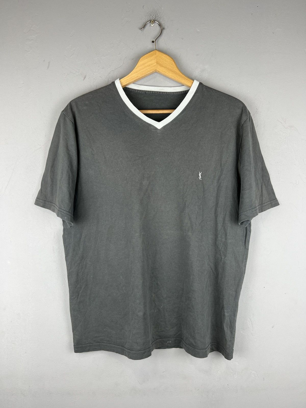 Vintage × Yves Saint Laurent Vintage Ysl Yves Saint Laurent Striped V Neck T Shirt Size US M / EU 48-50 / 2 - 1 Thumbnail