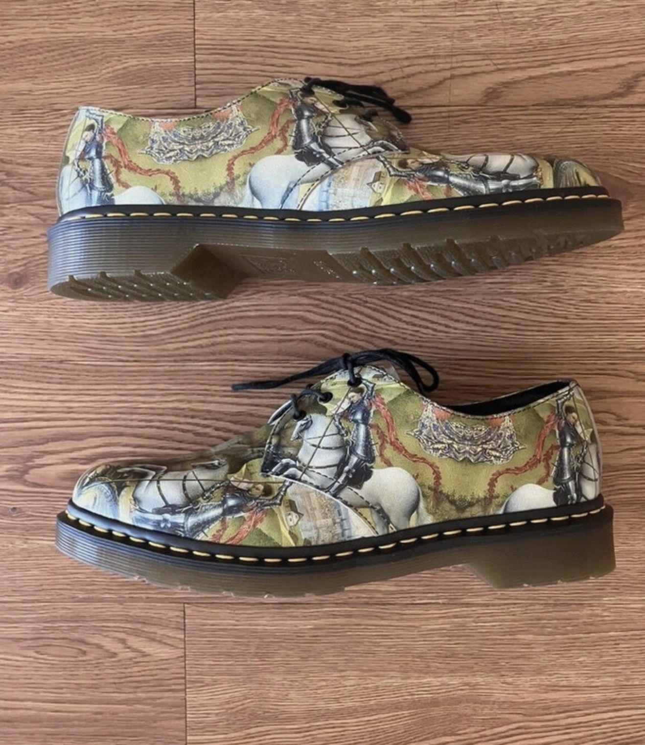 Dr. Martens Dr martens 1461 George and dragon Size US 6 / EU 39 - 1 Thumbnail