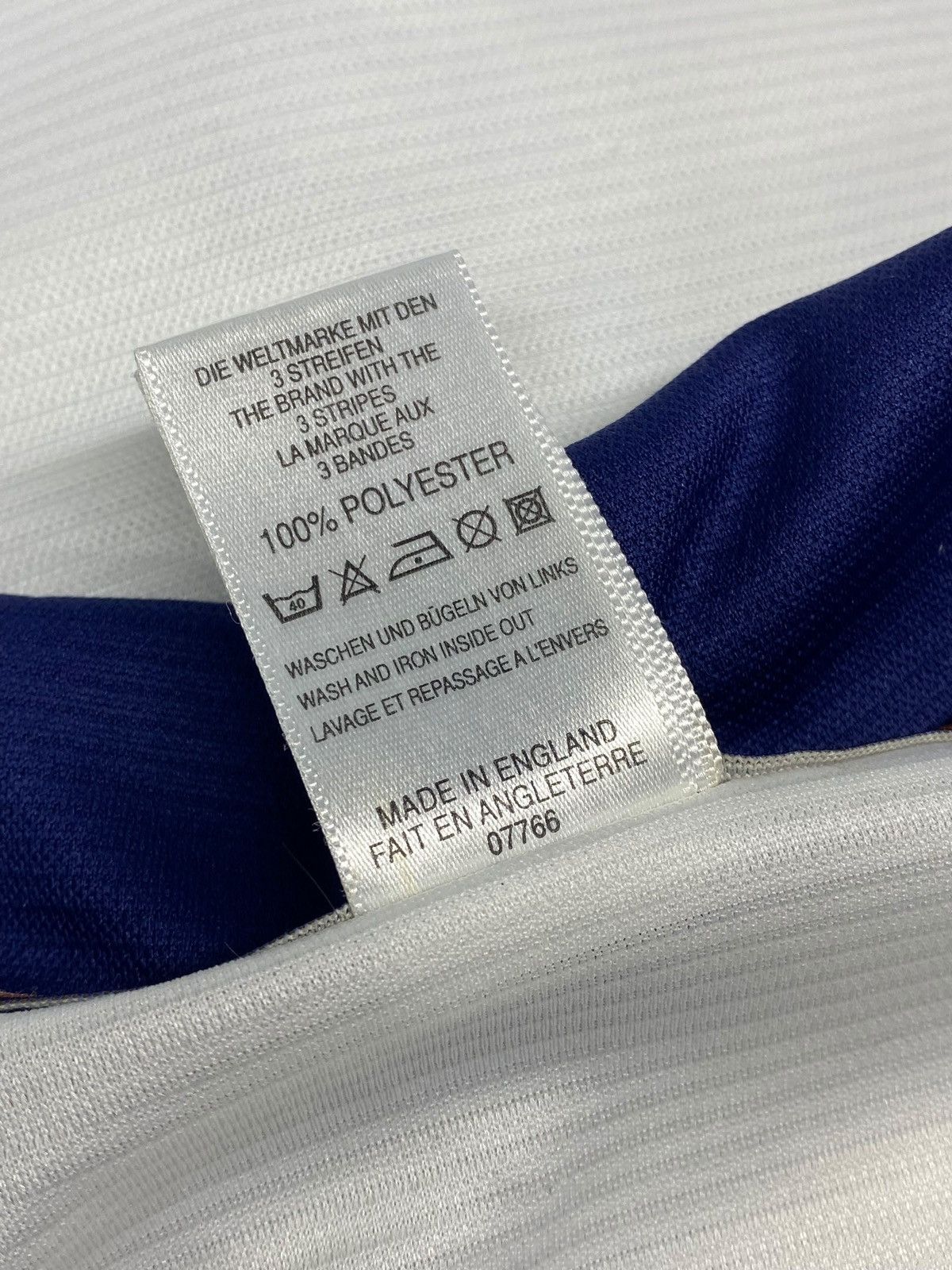 Adidas × Vintage Vintage Tottenham Hotspur 1999/00 Home Football Shirt Size US XL / EU 56 / 4 - 21 Thumbnail