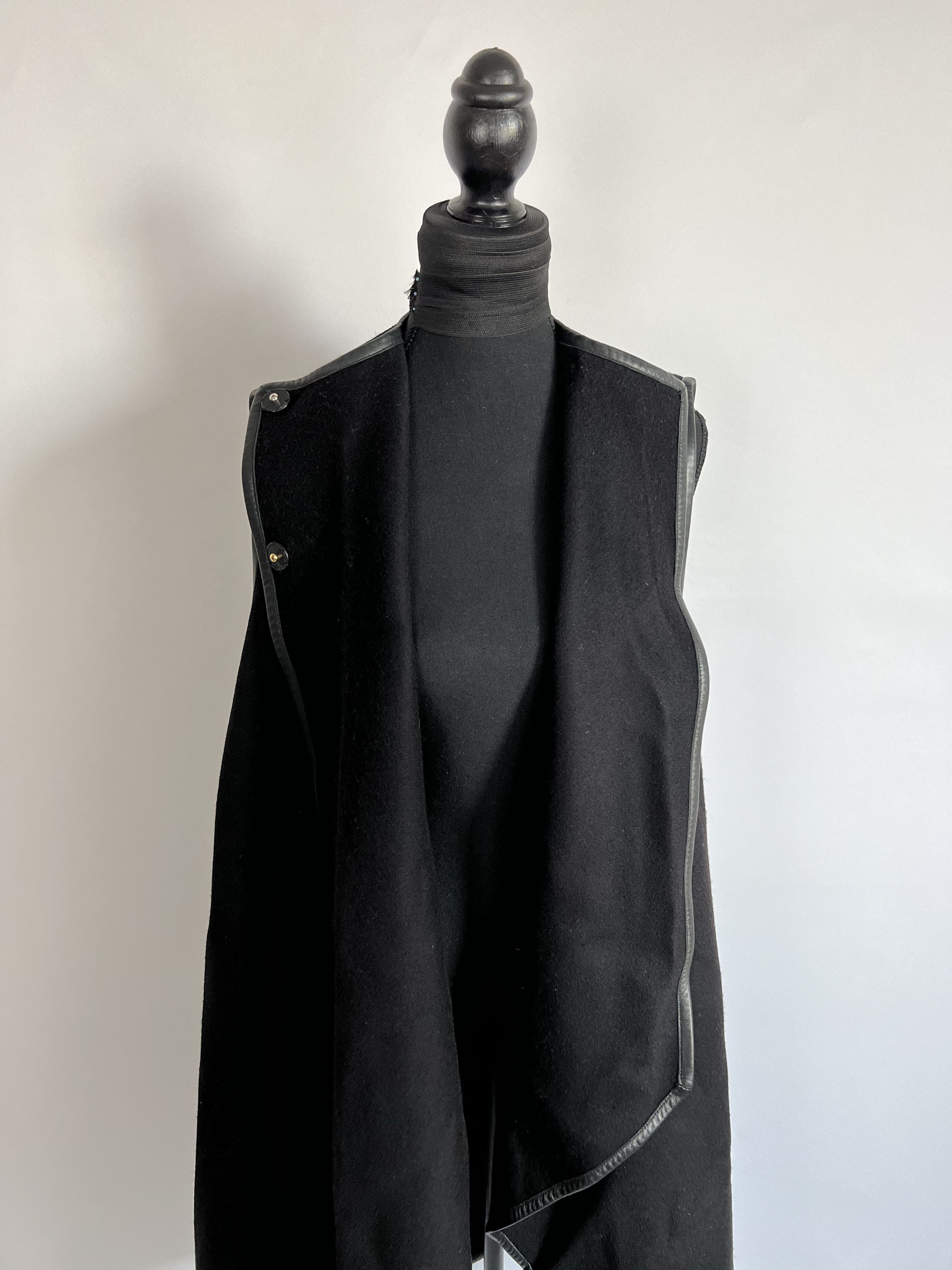 Salvatore Ferragamo salvatore ferragamo poncho RTW Fall 2014 wool Size XS / US 0-2 / IT 36-38 - 6 Thumbnail