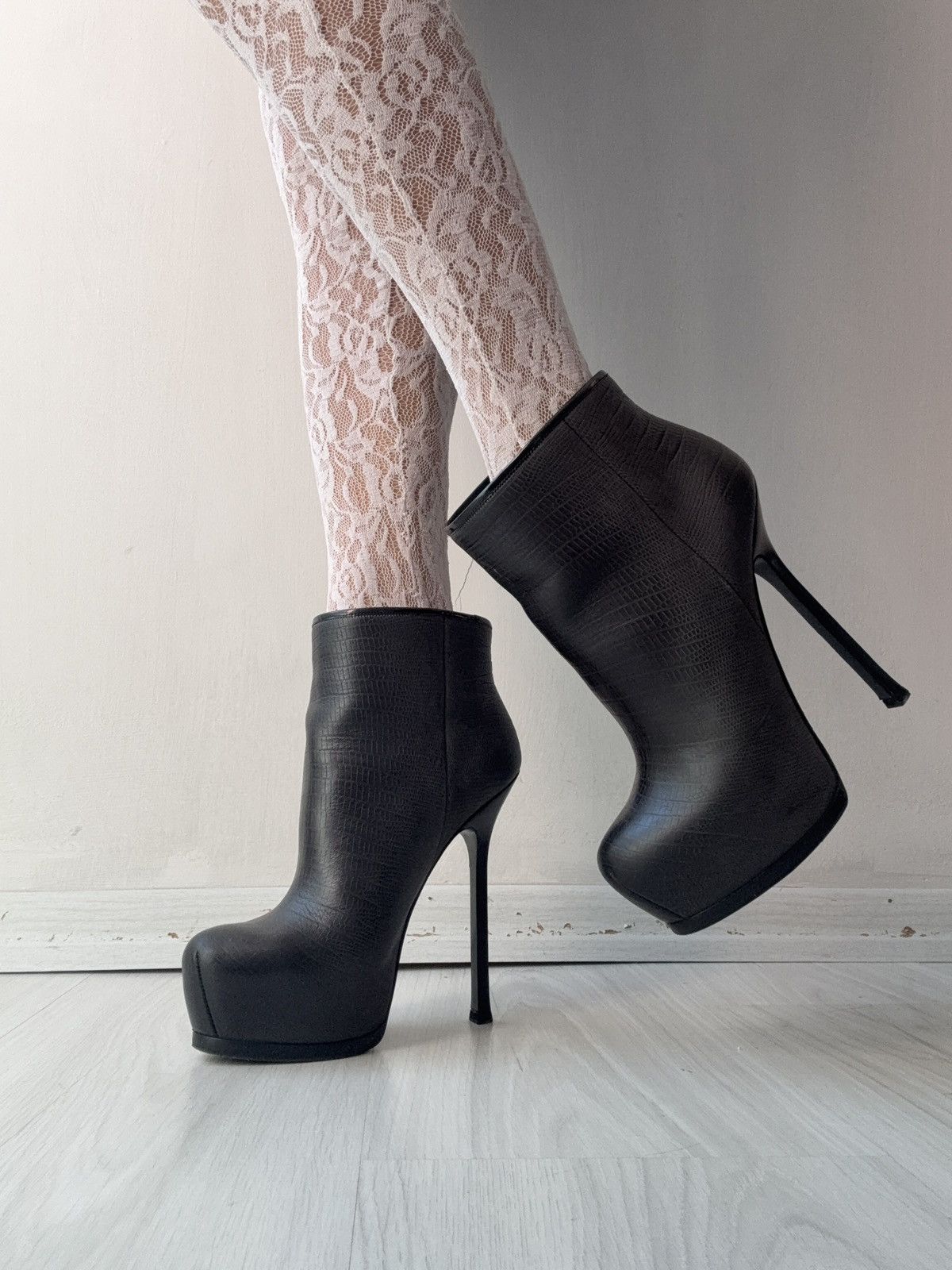 Yves Saint Laurent YSL Tribtoo boots Size US 6.5 / IT 36.5 - 3 Thumbnail
