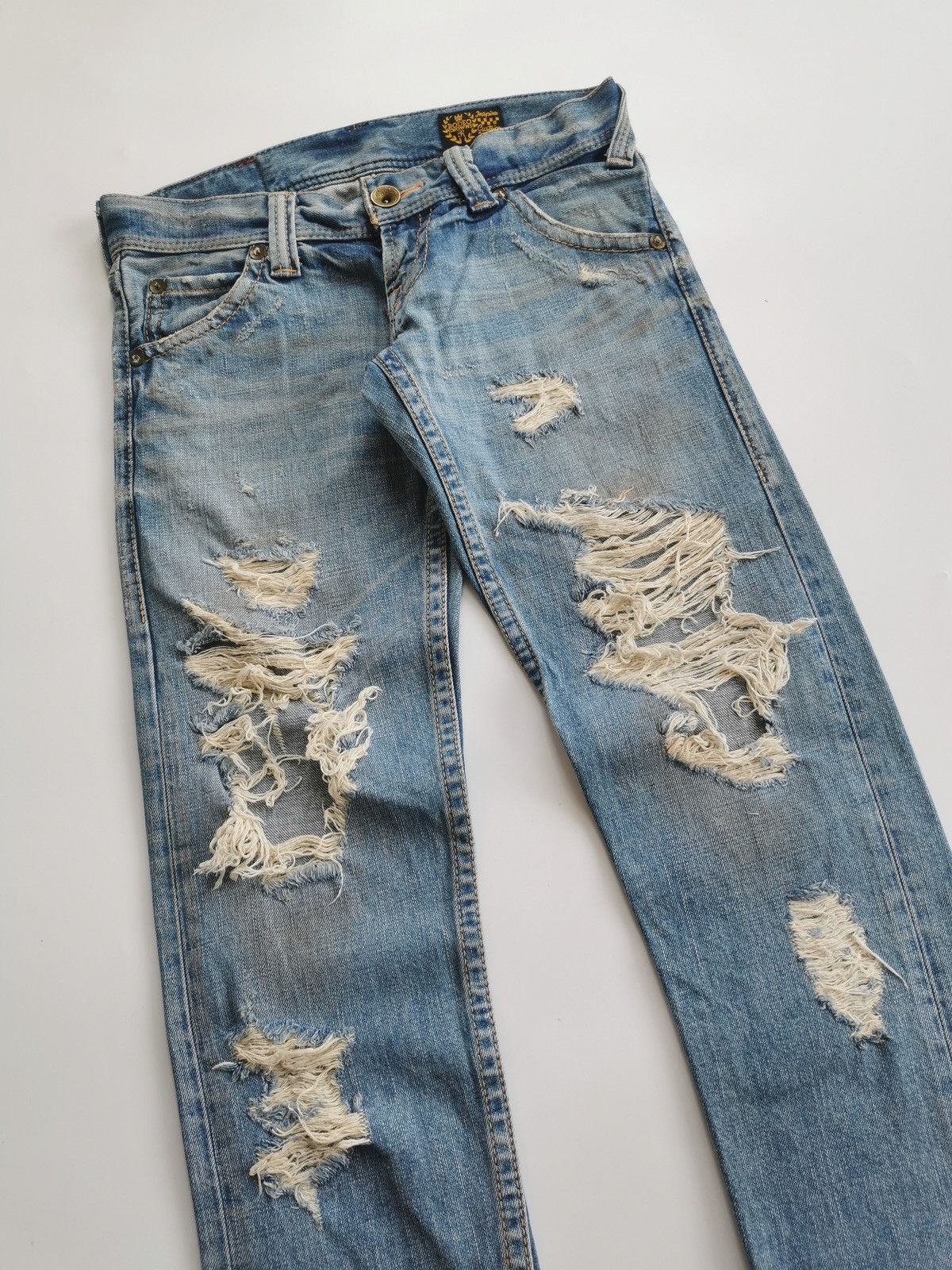 Japanese Brand Thrashed Rodeo Crowns Japan Denim Jeans Size US 29 - 2 Thumbnail