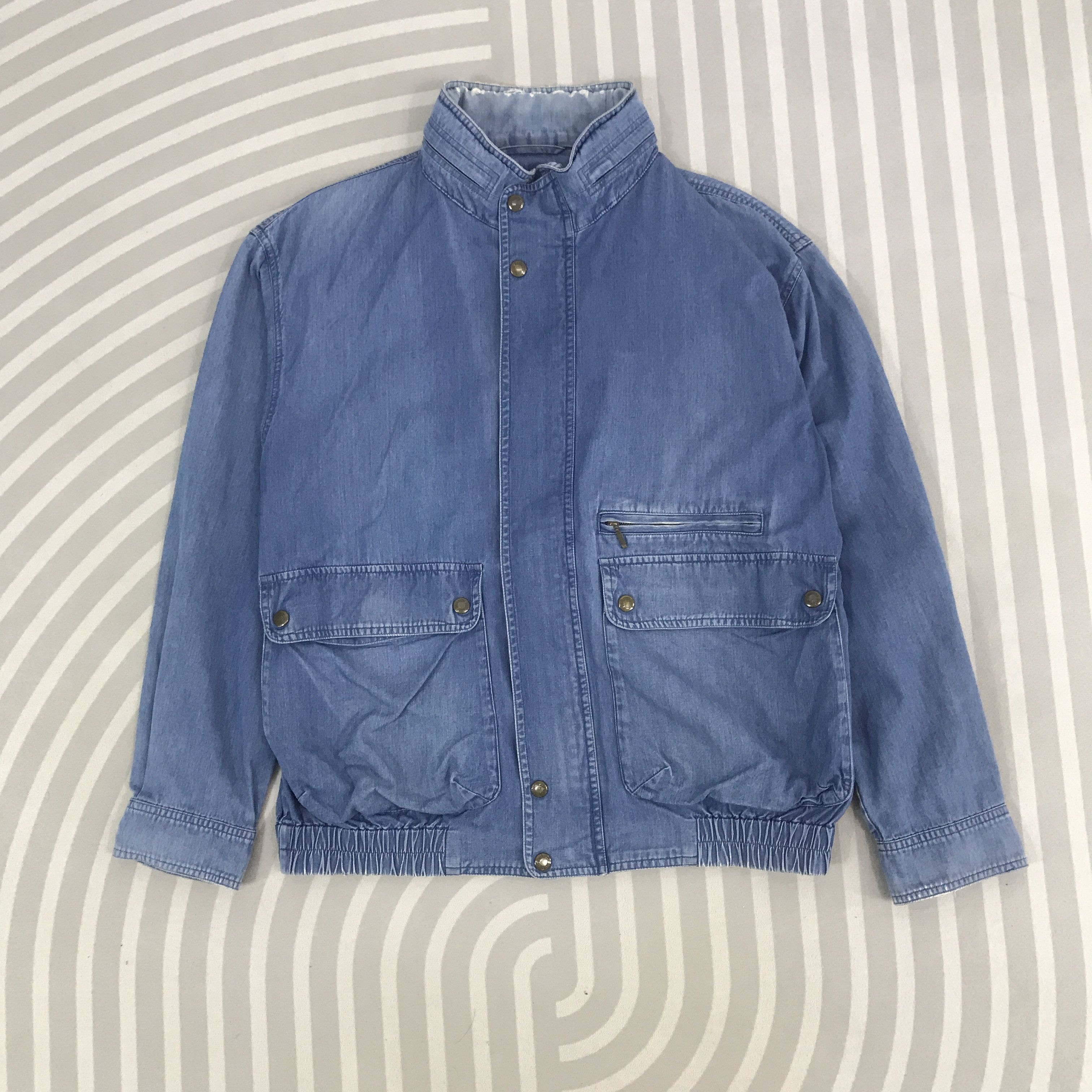 Burberry × Vintage Vintage Burberrys Denim Design distressed collar Jacket Size US L / EU 52-54 / 3 - 1 Thumbnail