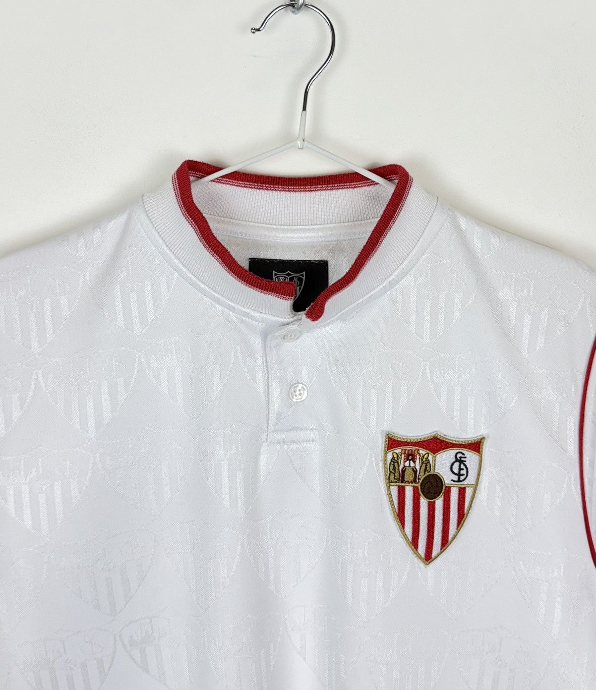 Other Sevilla FC 1992/1993 Retro Football Shirt Soccer Jersey top Size US S / EU 44-46 / 1 - 2 Thumbnail