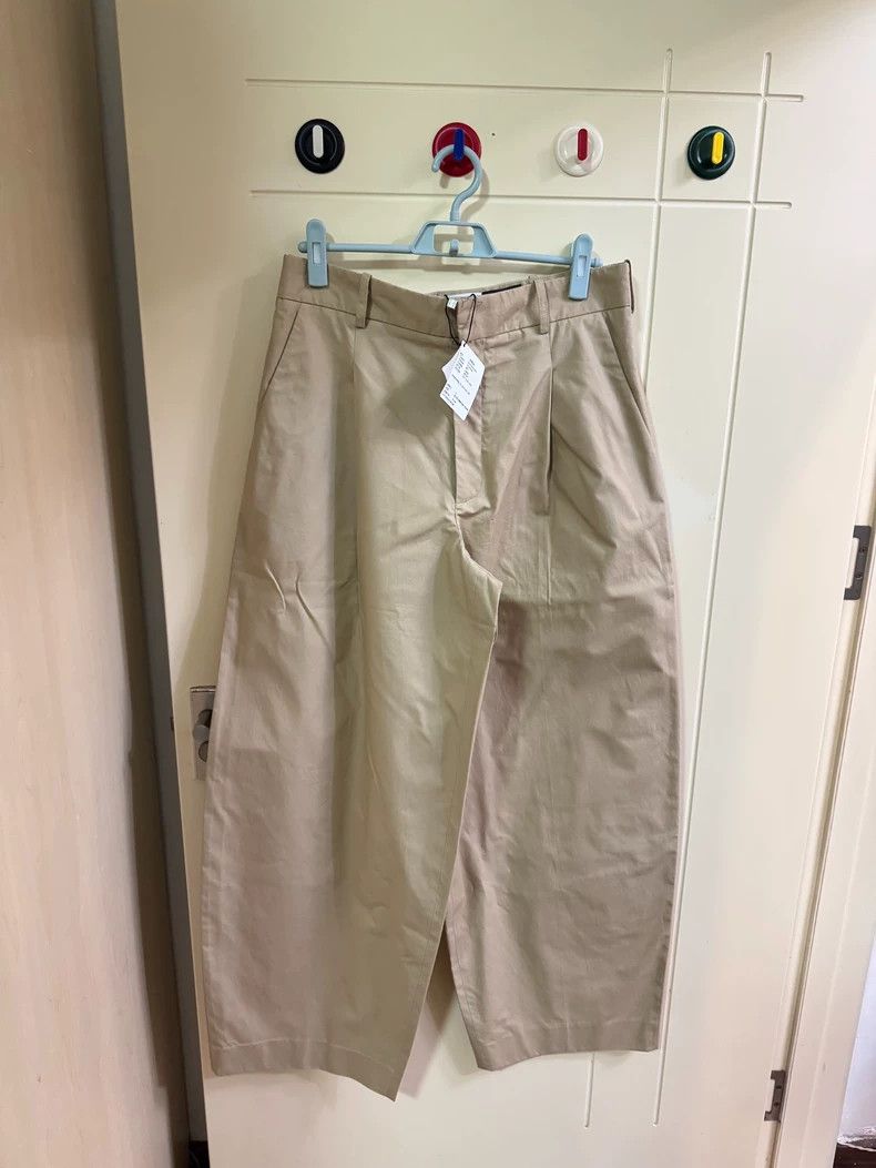 Loewe loewe 48casual pants 2505-Nextarrow Size US 28 / EU 44 - 1 Thumbnail