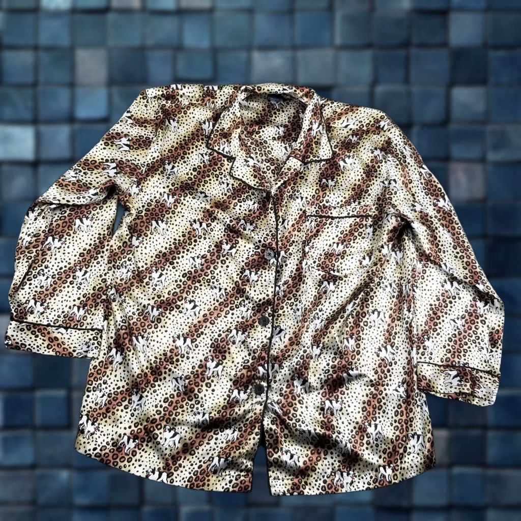 Big Dogs Vintage Big Dogs Sleep Shirt Large Pajama Shirt Cheetah Silky AOP Y2K Flaw Size US XL / EU 56 / 4 - 1 Thumbnail