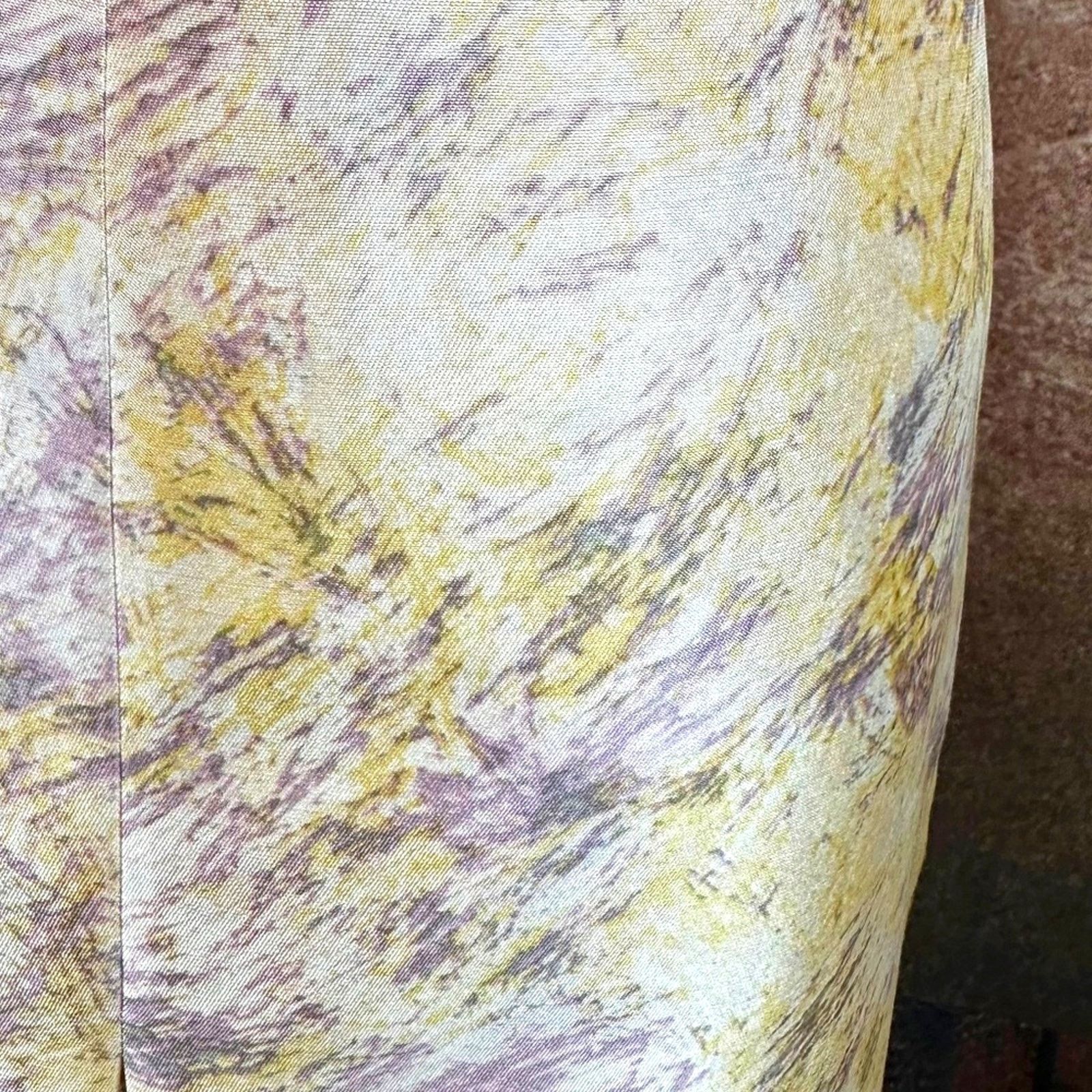 Other BCBGMaxazria Watercolor‎ Wool/Silk Skirt Lavender/Cream10 Size 32" / US 10 / IT 46 - 9 Thumbnail