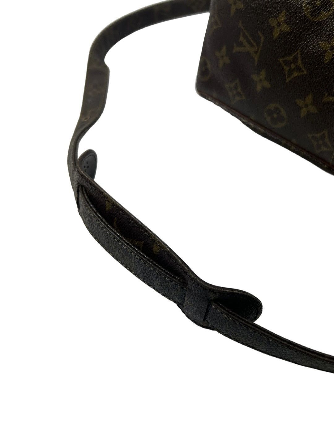 Louis Vuitton Louis Vuitton Monogram Crossbody Bag Size ONE SIZE - 3 Thumbnail