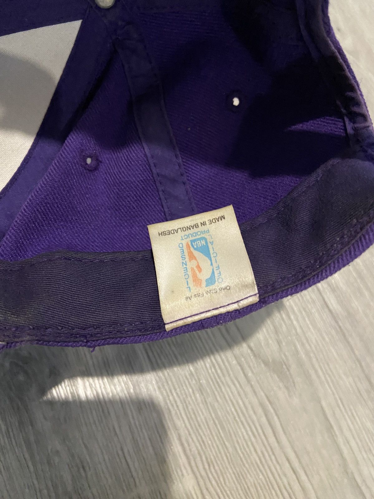 NBA Vintage Reebok Toronto Raptors NBA Hat Cap Size ONE SIZE - 6 Thumbnail
